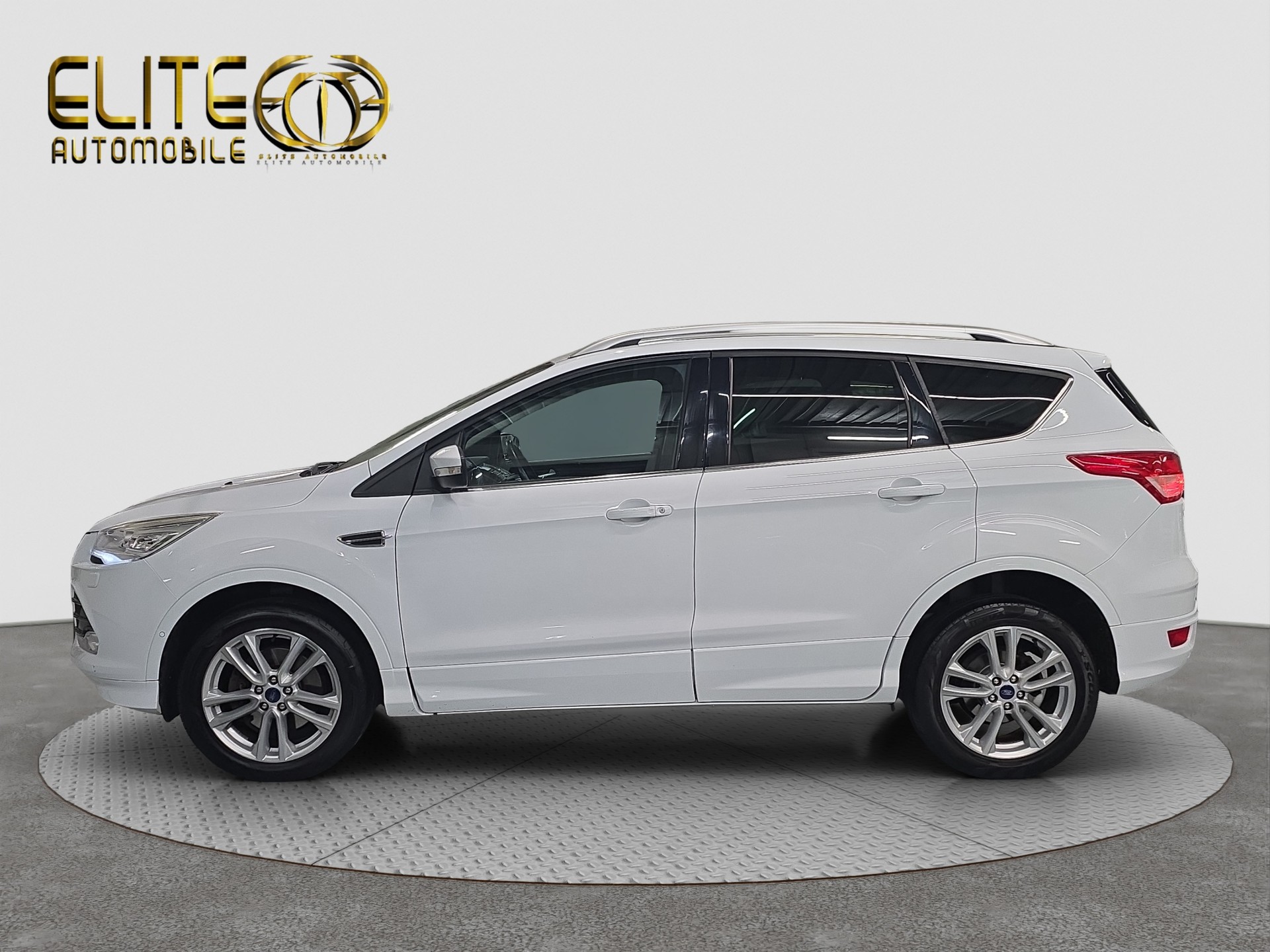 FORD Kuga 2.0 TDCi Titanium S 4WD PowerShift-image-4