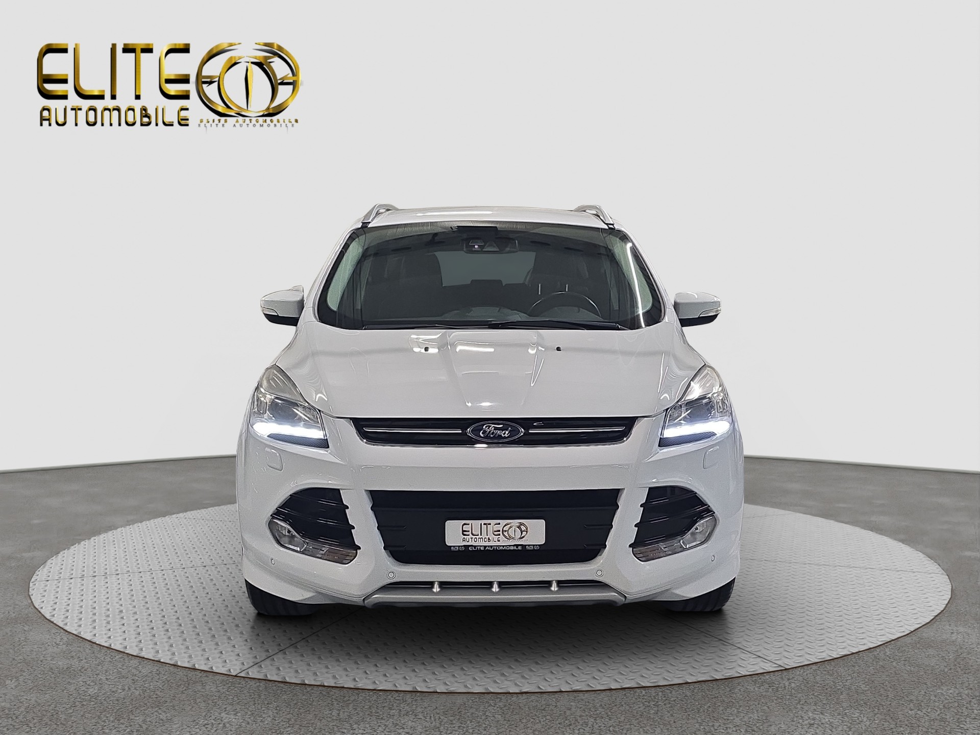 FORD Kuga 2.0 TDCi Titanium S 4WD PowerShift-showroom-element-1