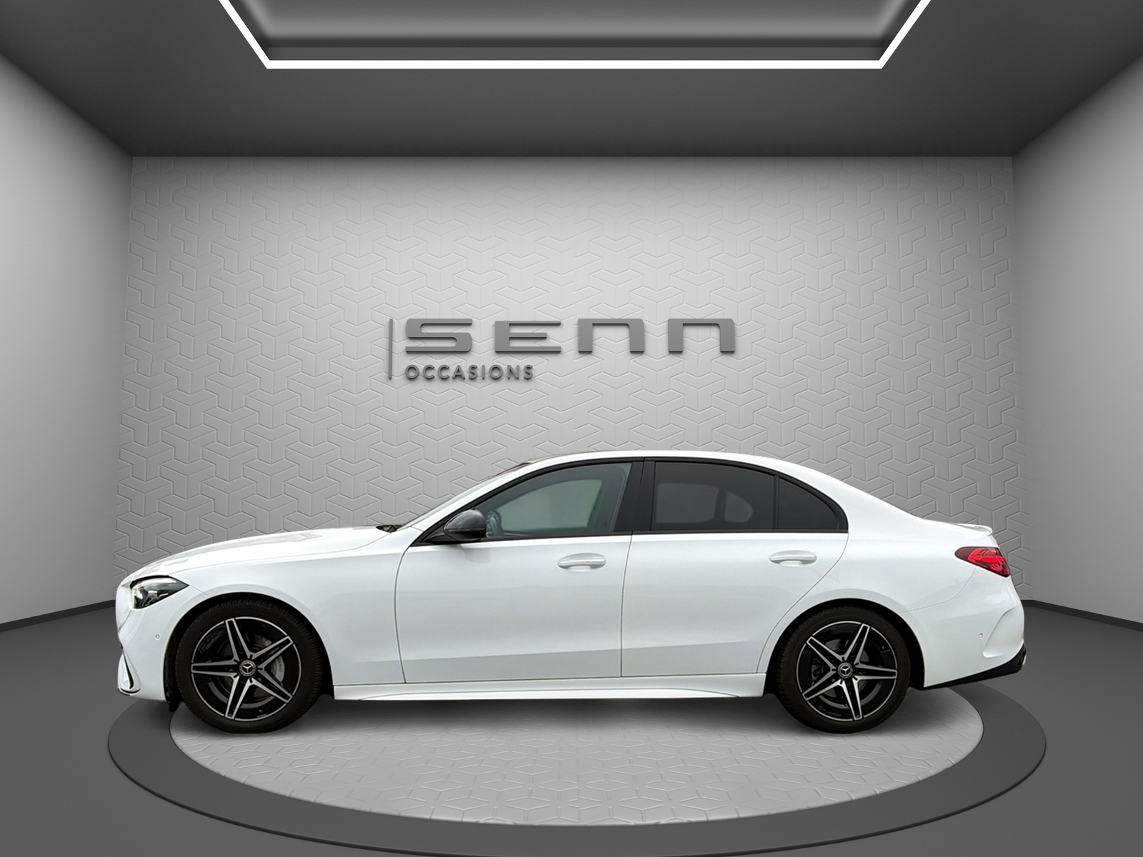 MERCEDES-BENZ C 300 4Matic AMG Line-image-2