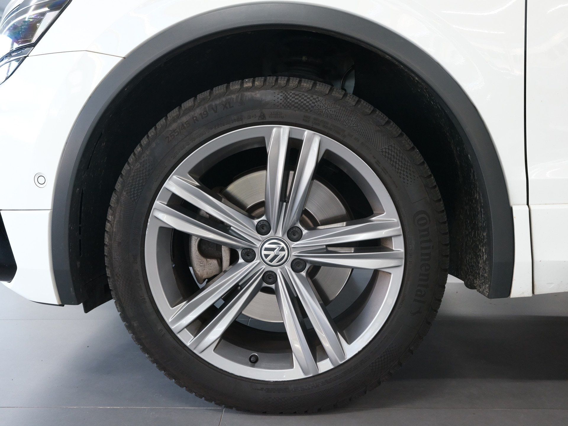 VW Tiguan Allspace 2.0 TDI SCR Highline 4Motion DSG-image-17