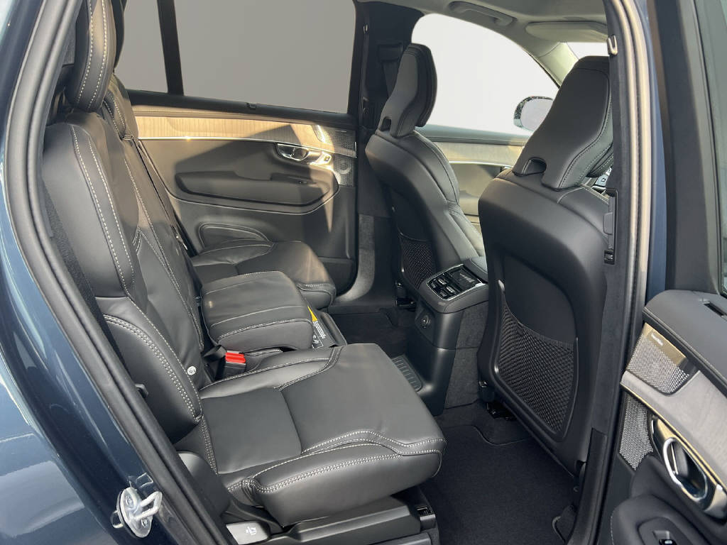 VOLVO XC90 2.0 T8 TE Ultra Dark eAWD-image-11