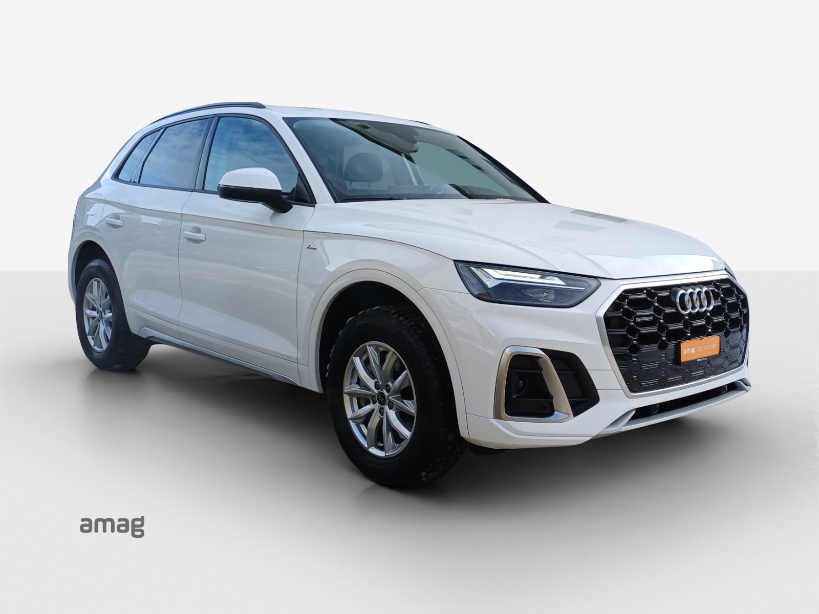 AUDI Q5 50 TFSI e PHEV S line quattro S-tronic-image-5