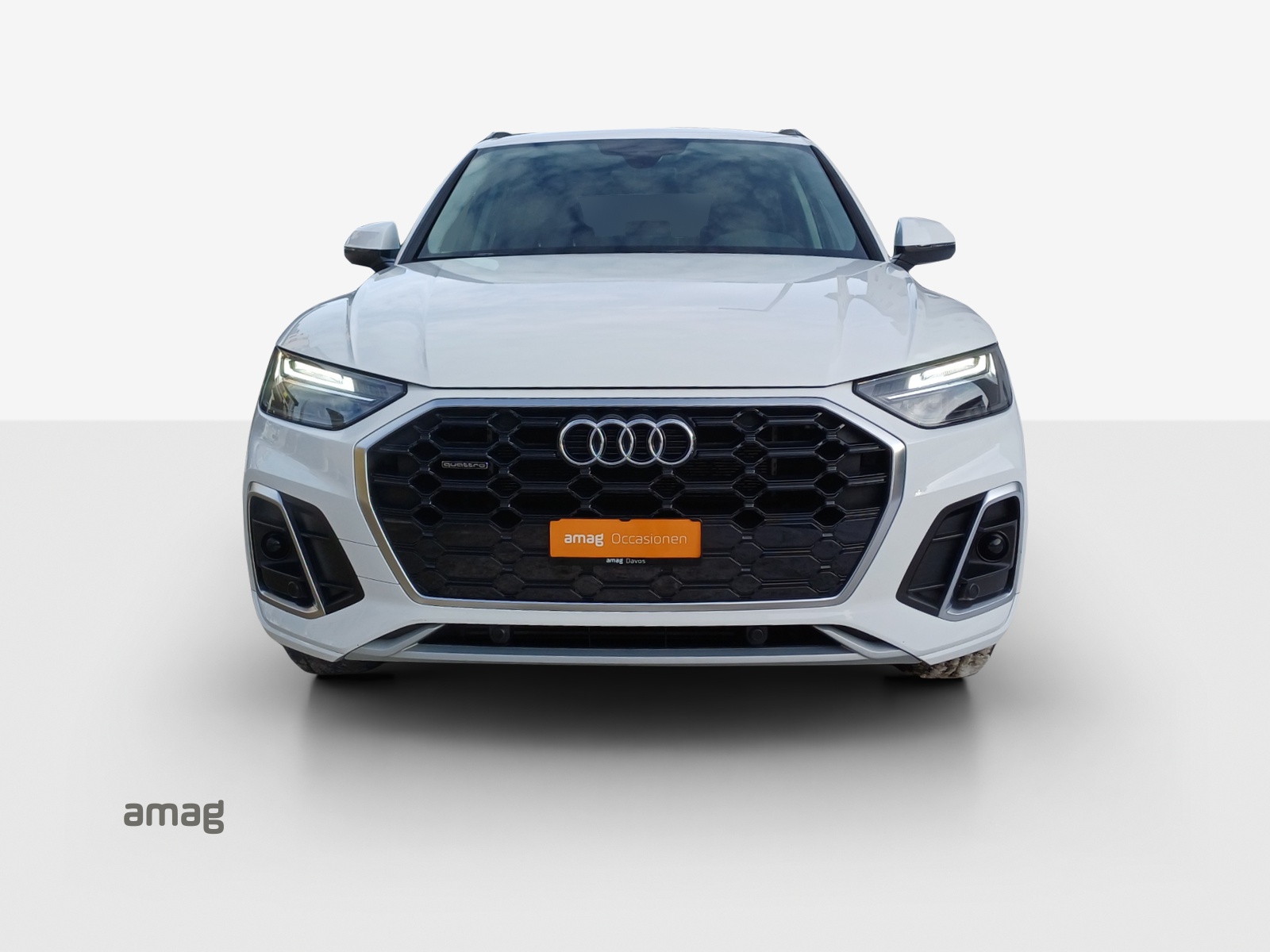 AUDI Q5 50 TFSI e PHEV S line quattro S-tronic-image-6