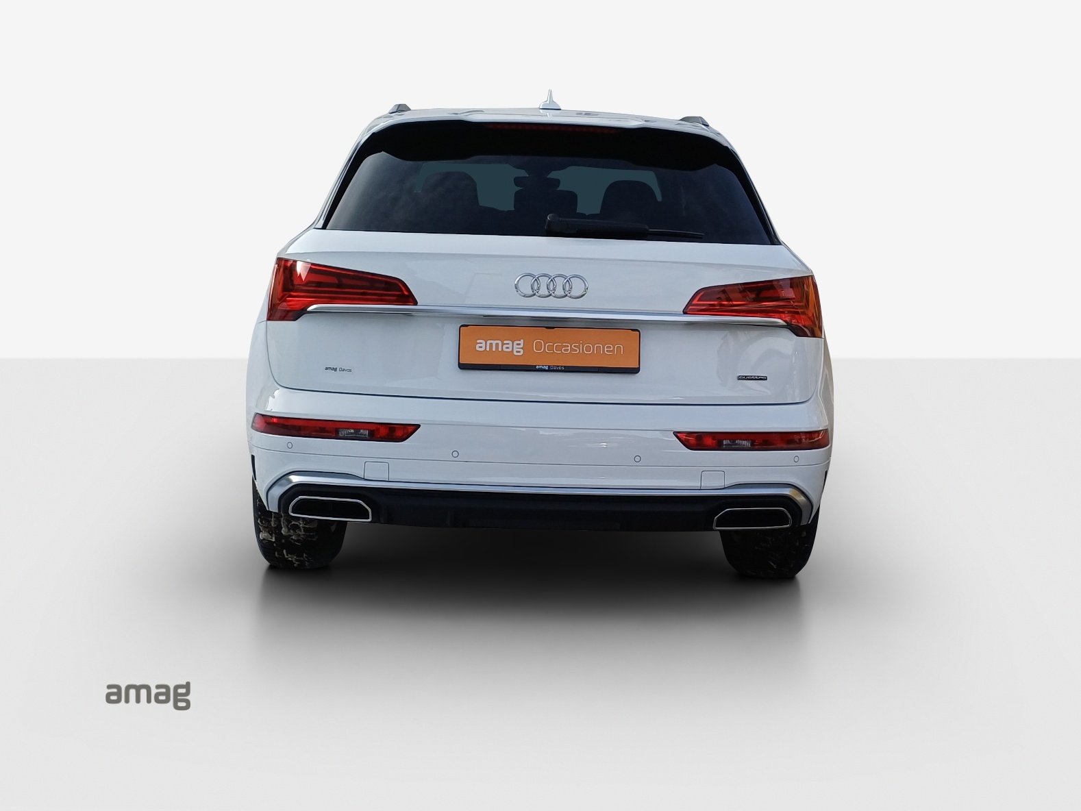 AUDI Q5 50 TFSI e PHEV S line quattro S-tronic-showroom-element-3