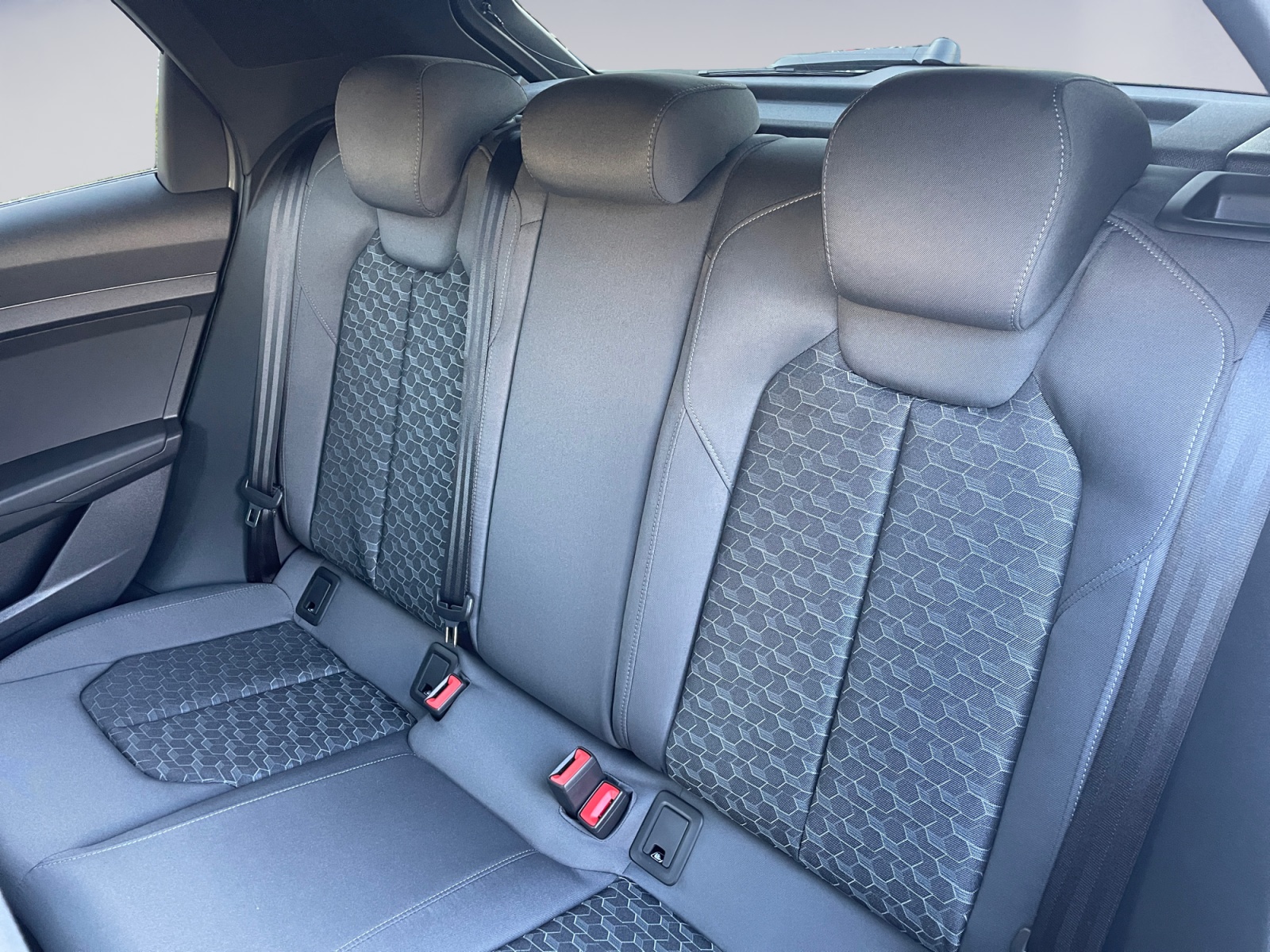 AUDI A1 Sportback 30 TFSI Attraction S-tronic-image-12