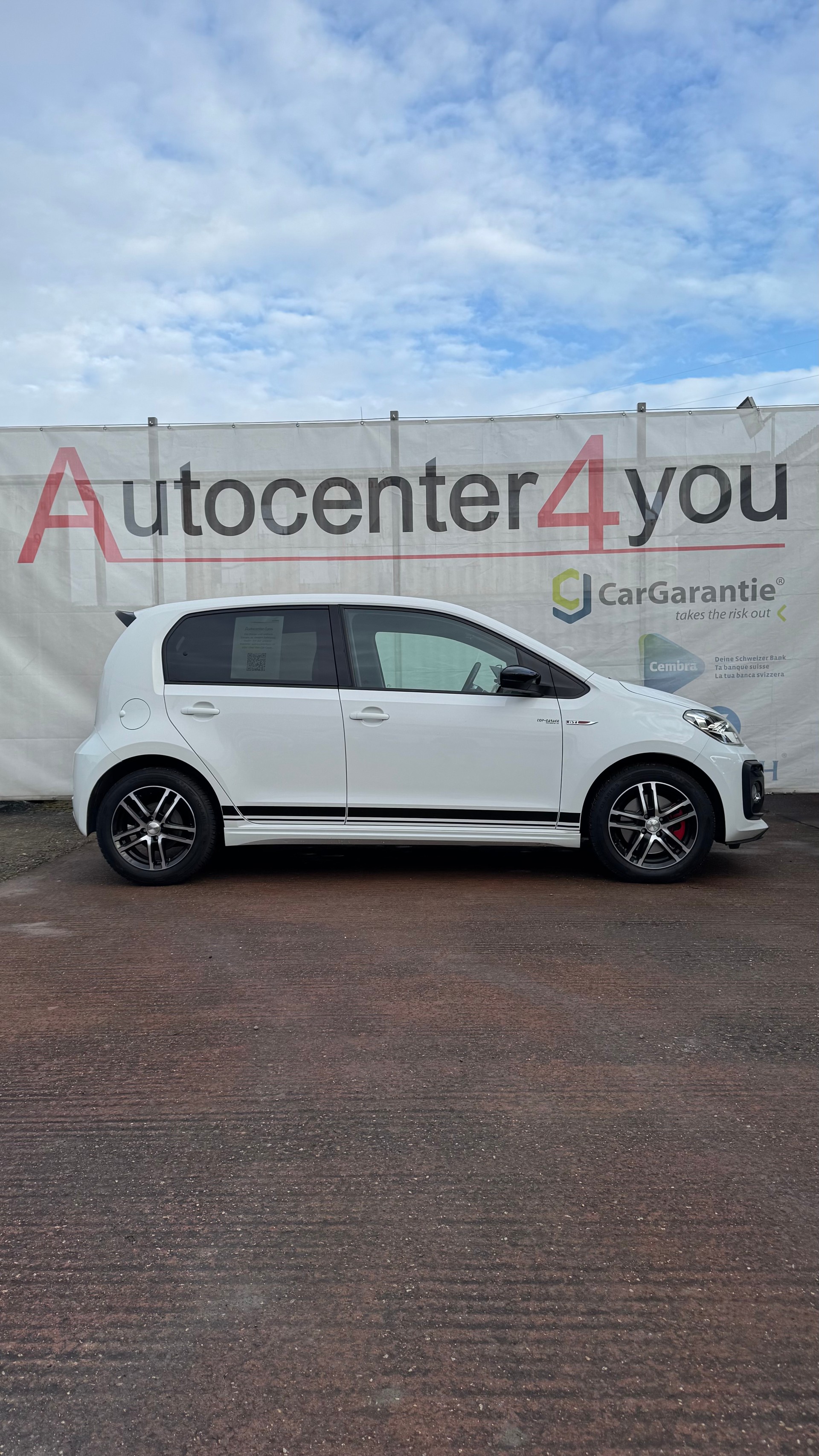 VW Up 1.0 TSI GTI-image-0