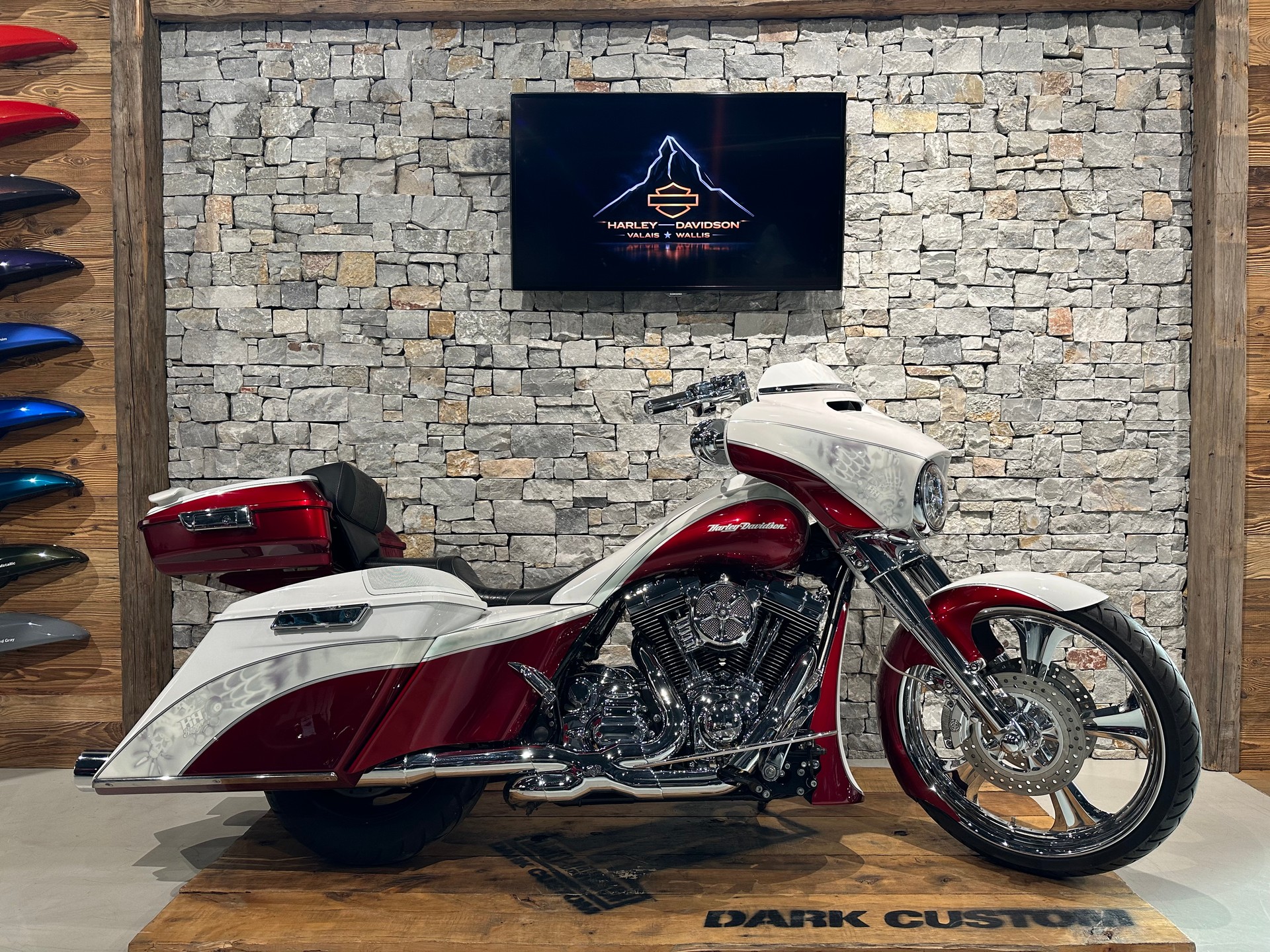 HARLEY-DAVIDSON FLHX Street Glide