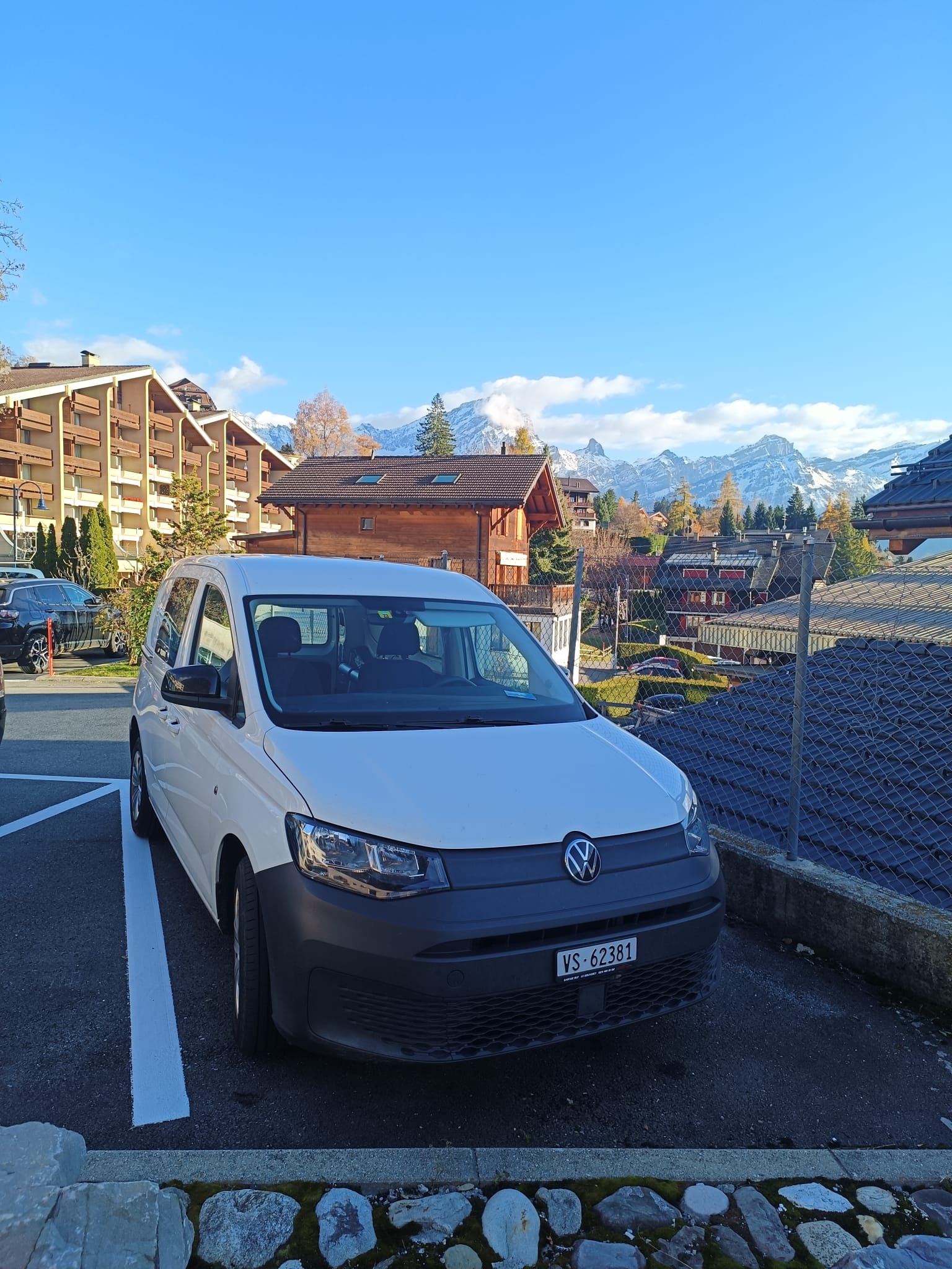 VW Caddy Cargo 1.5 TSI Entry-image-0