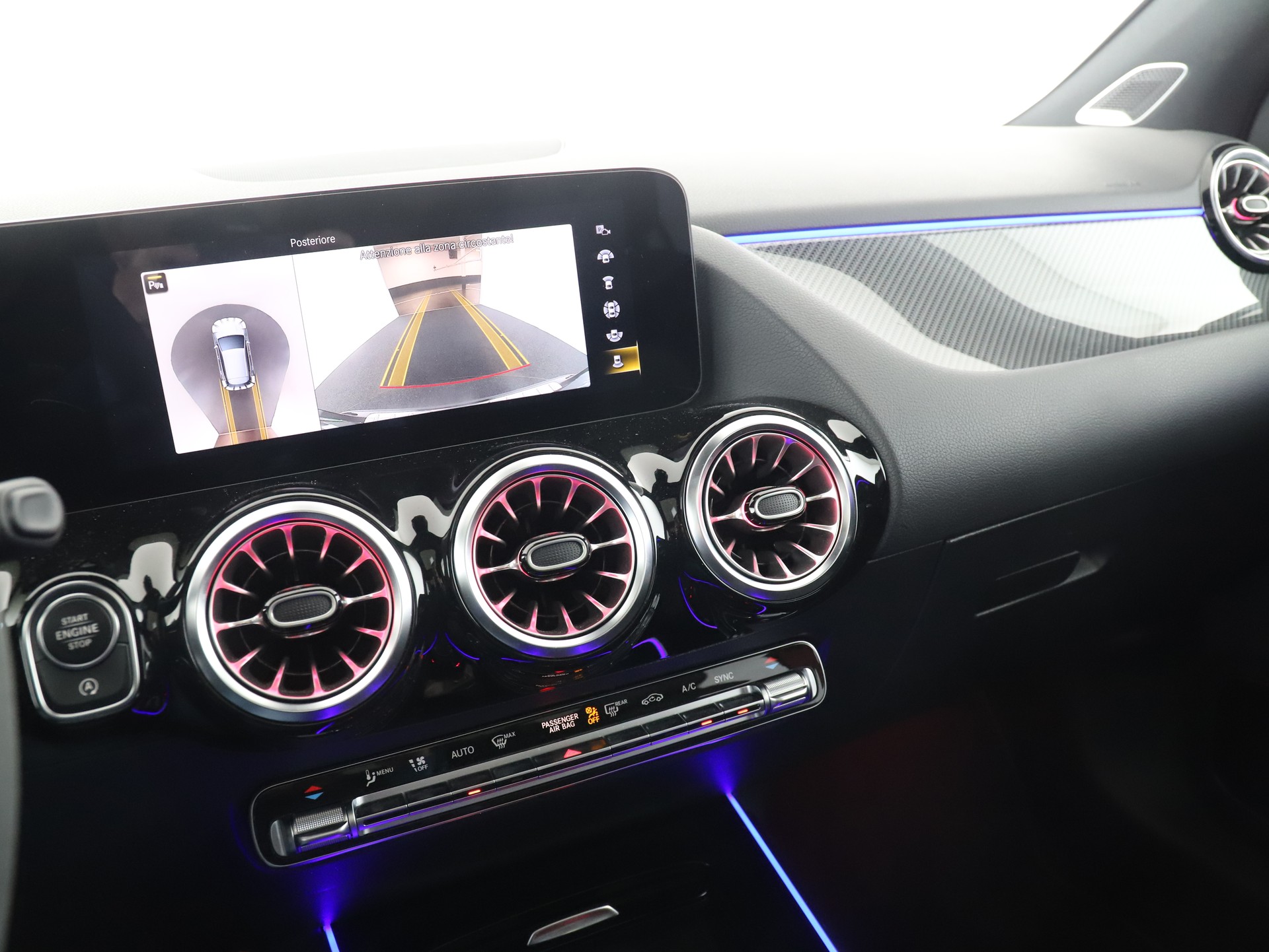 MERCEDES-BENZ GLA 45 S AMG 4Matic+-image-15