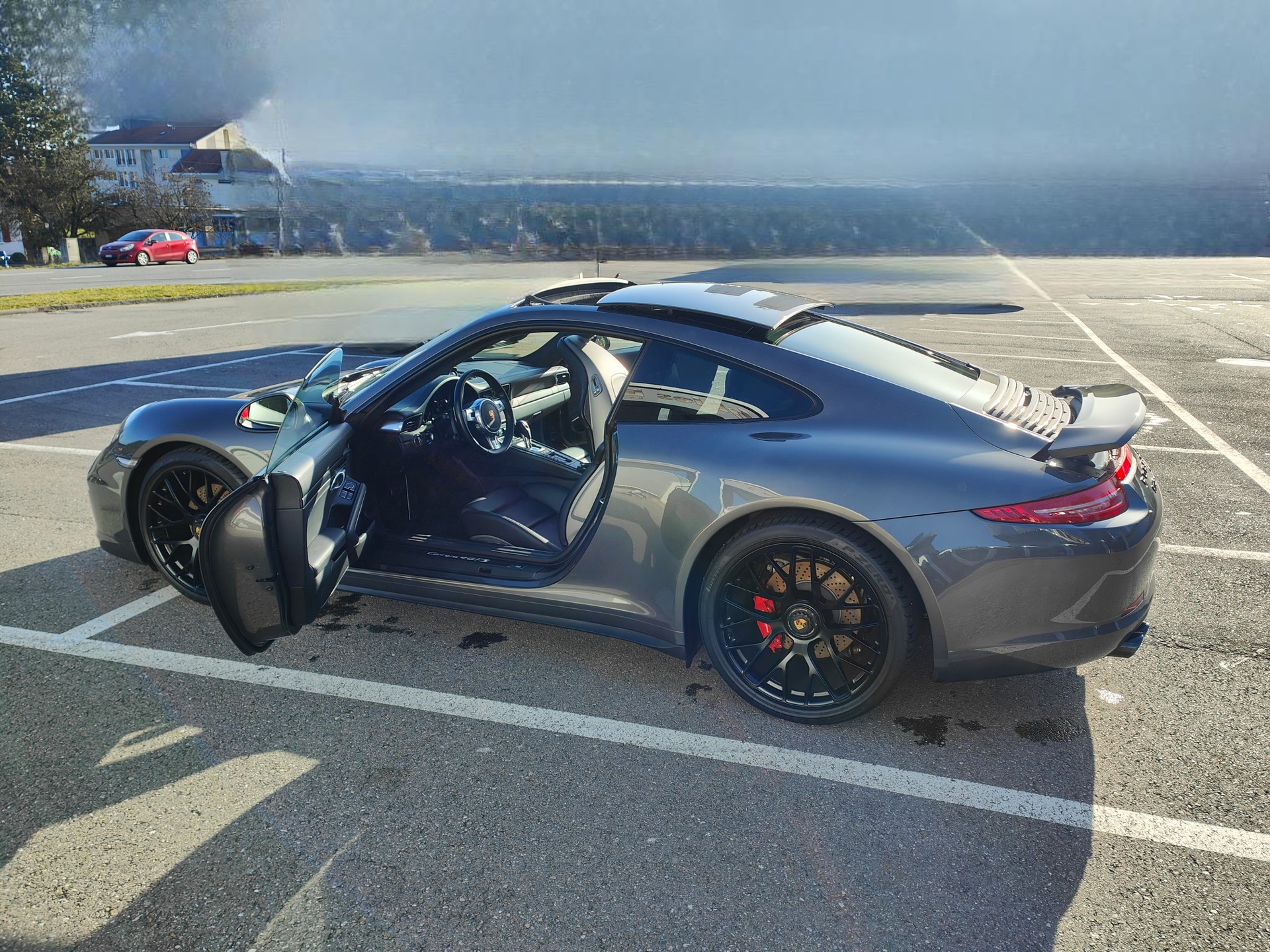 PORSCHE 911 Carrera 4 GTS PDK Porsche approved 03.2028-image-4