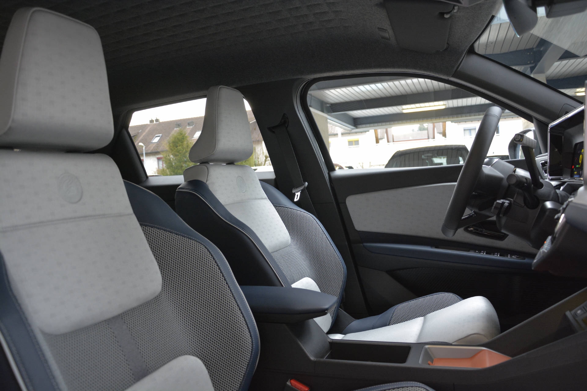 RENAULT R5 E-Tech Roland Garros 150 Comfort Range-image-7