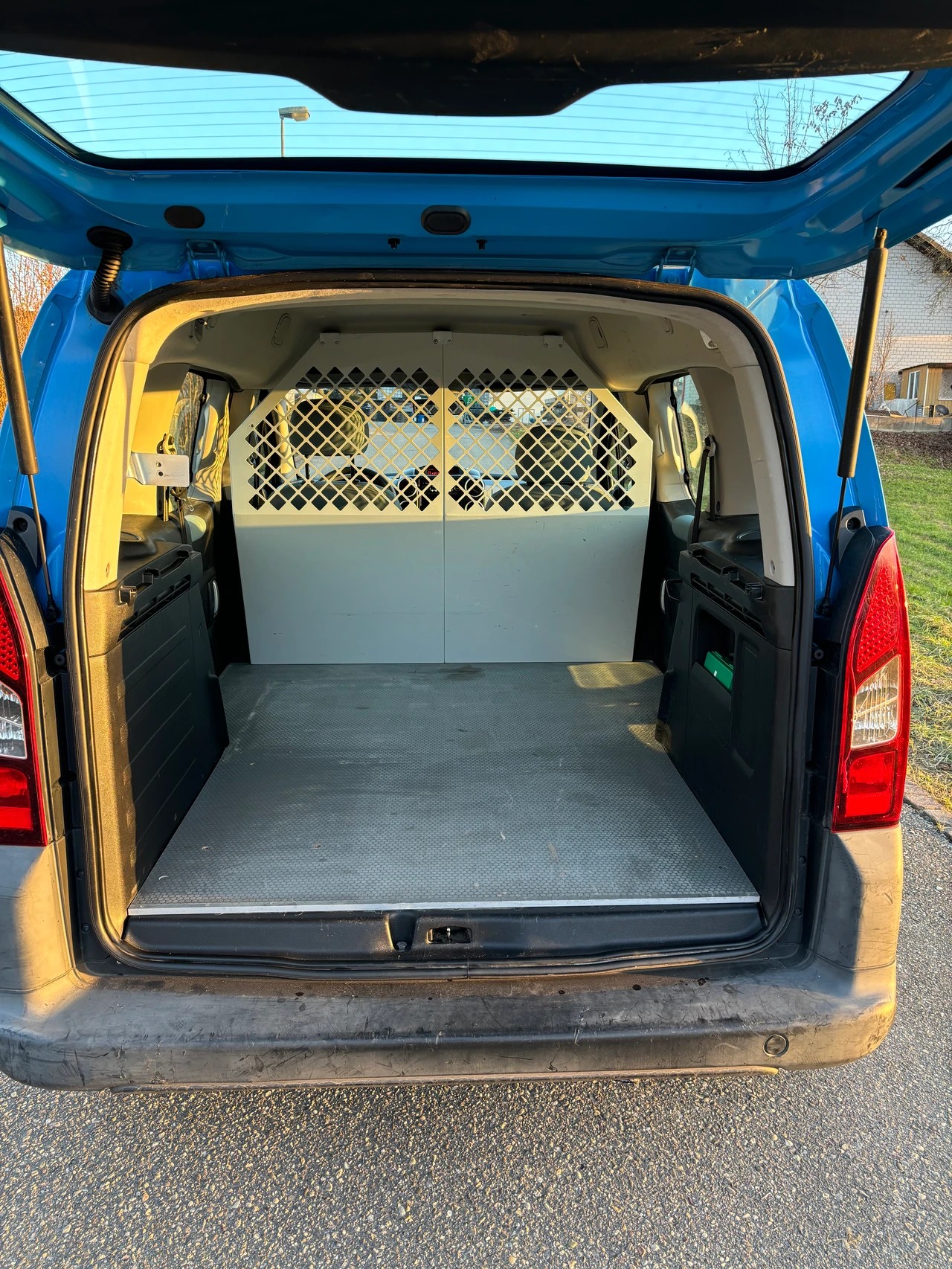 CITROEN Berlingo 1.6 16V Attraction-image-14