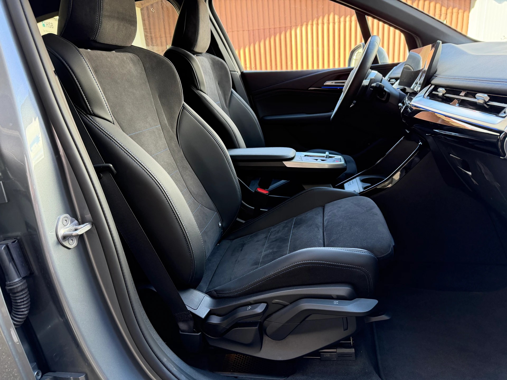 BMW 218d Active Tourer M Sport DKG-image-15
