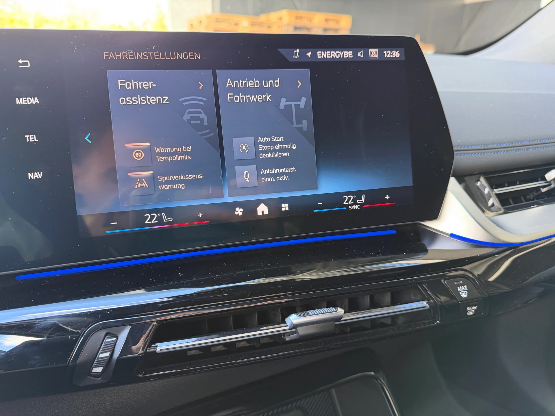BMW 218d Active Tourer M Sport DKG-image-22