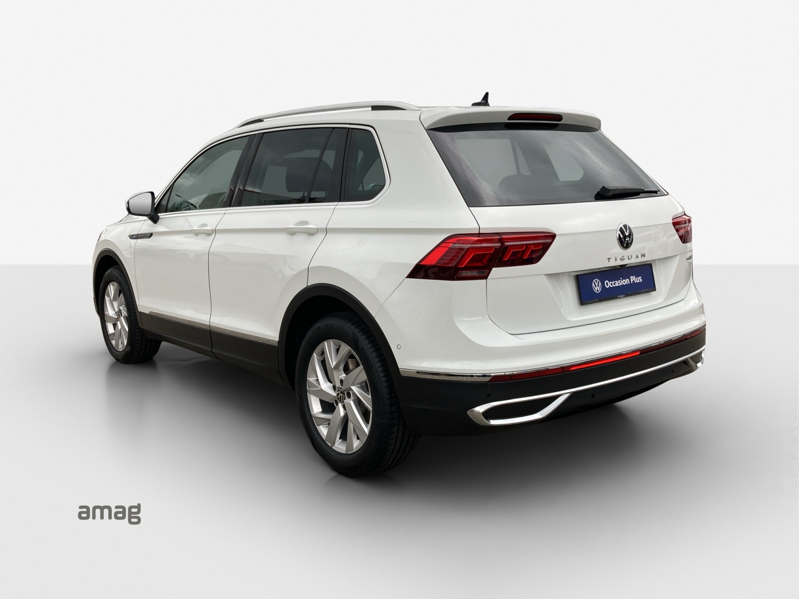 VW Tiguan 2.0 TDI SCR Elegance 4Motion DSG-image-2
