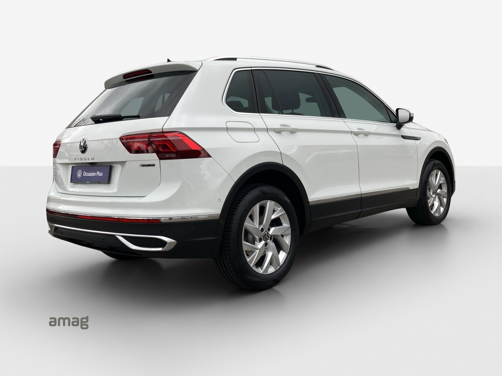 VW Tiguan 2.0 TDI SCR Elegance 4Motion DSG-image-4