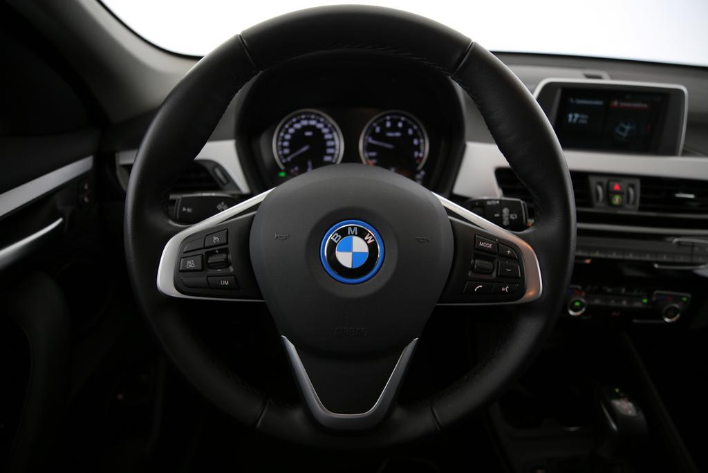 BMW X1 25e xDrive-image-5