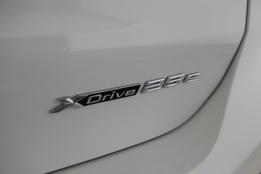 BMW X1 25e xDrive-image-17