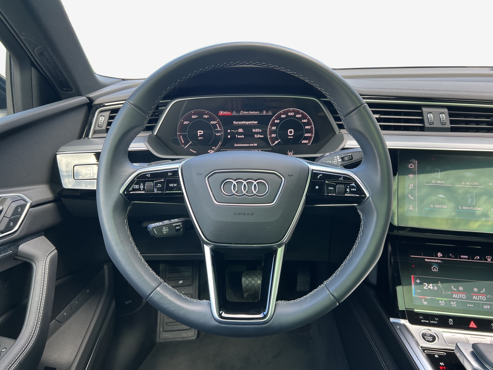 AUDI Q8 Sportback 55 e-tron S line quattro-image-9