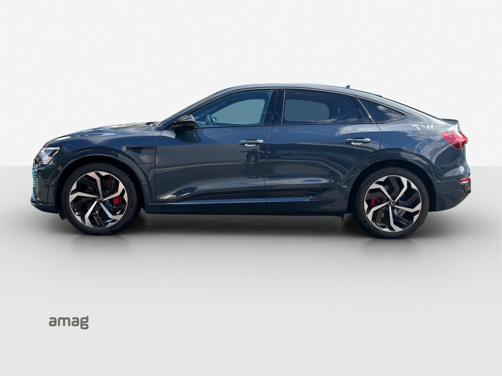 AUDI Q8 Sportback 55 e-tron S line quattro-image-1
