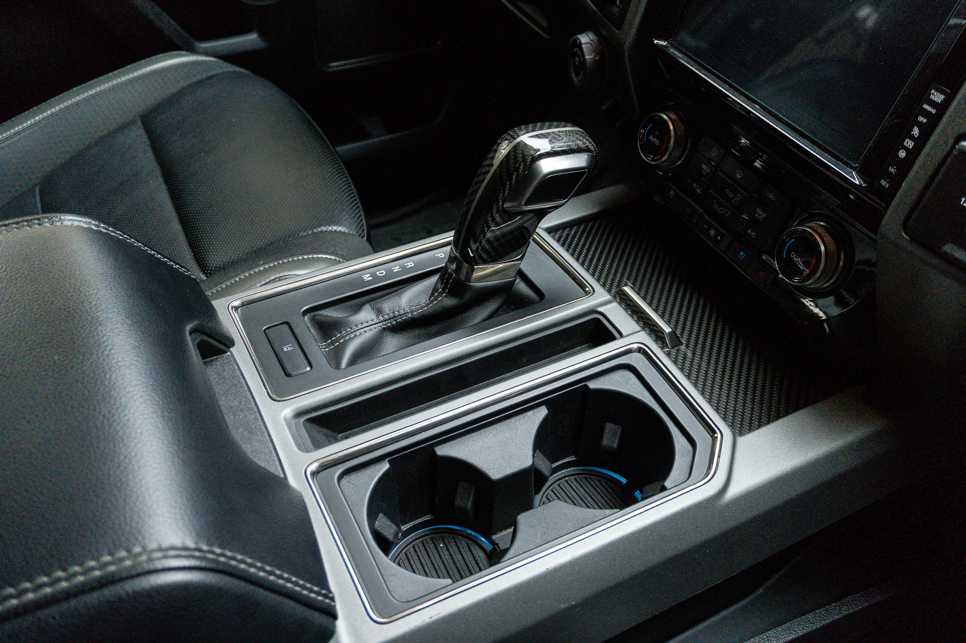 FORD F150 Raptor-image-9