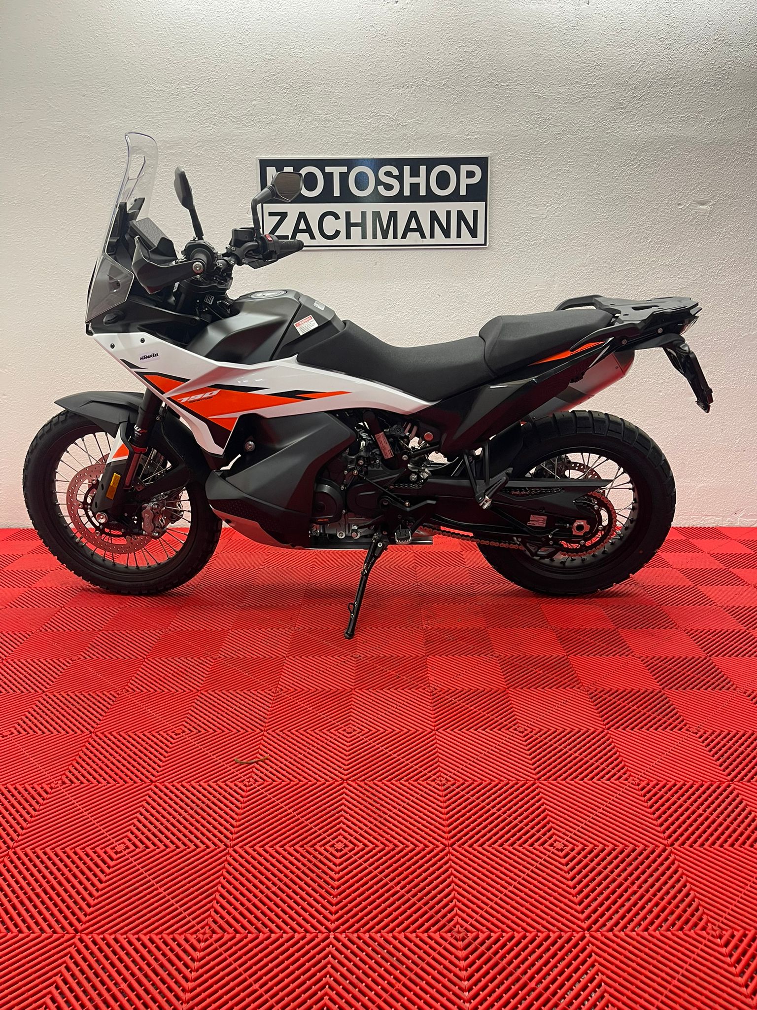 KTM 790 Adventure (35kW)-showroom-element-3