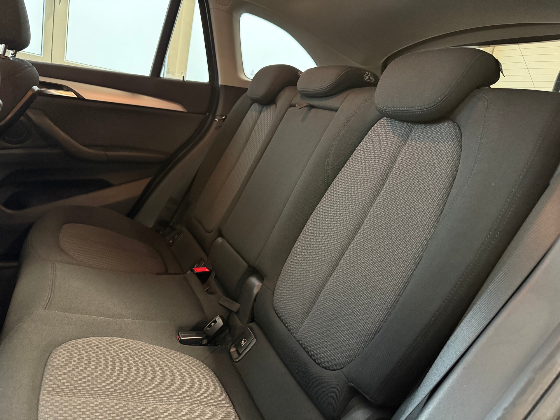 BMW X1 xDrive 20d Steptronic-image-19