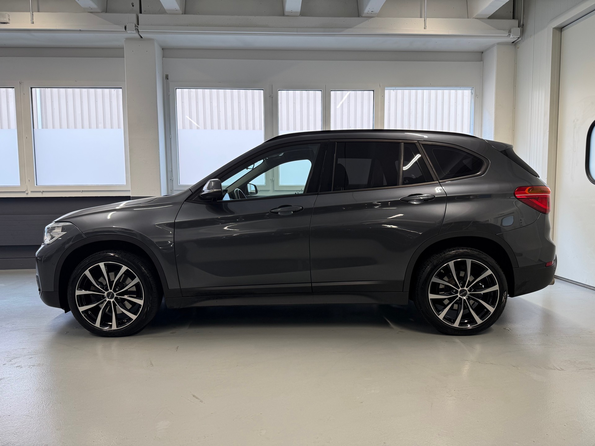 BMW X1 xDrive 20d Steptronic-image-2