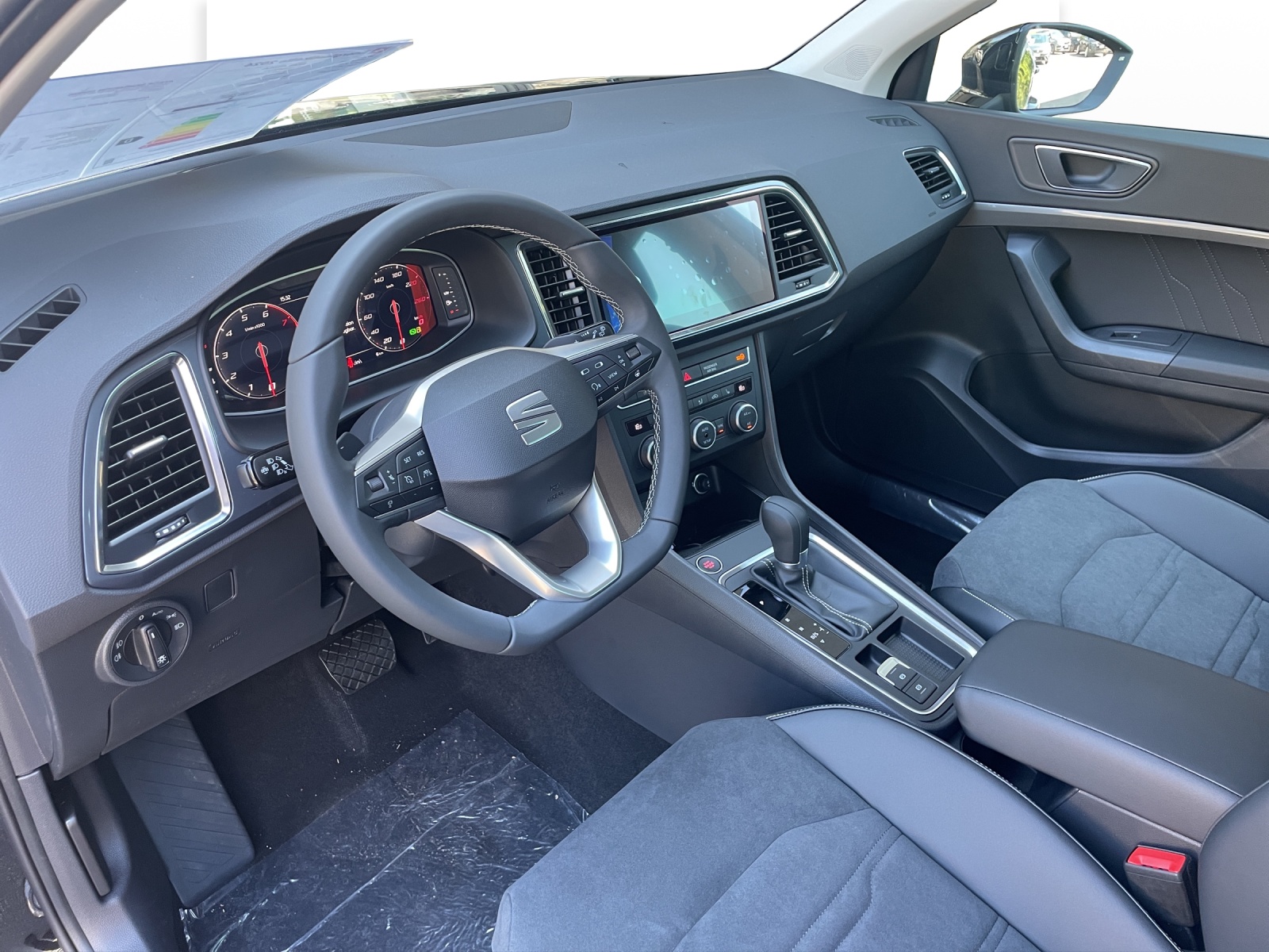 SEAT Ateca 1.5 TSI EVO DSG Move-image-4