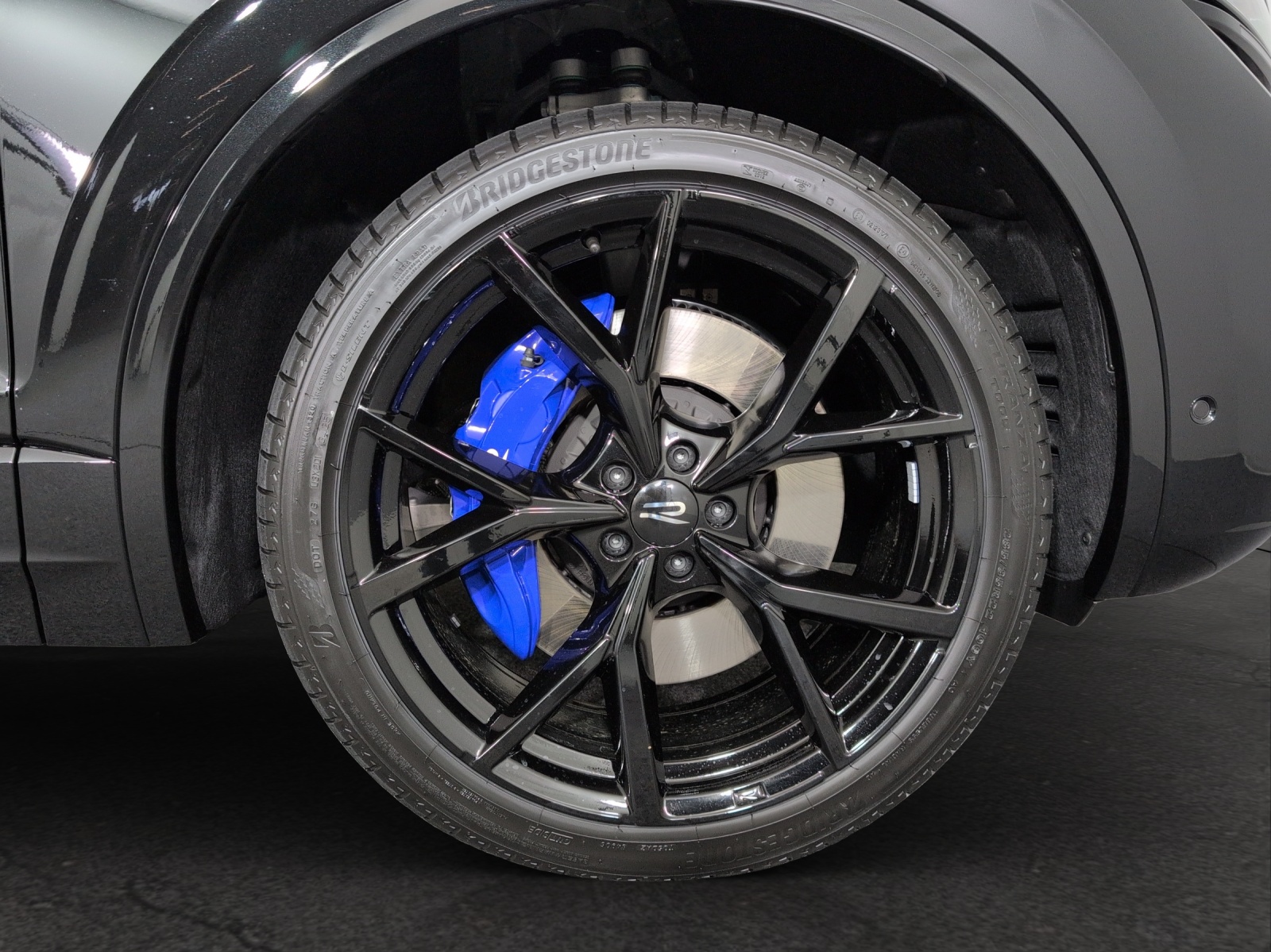 VW Touareg R United 4M 467 PS-image-4