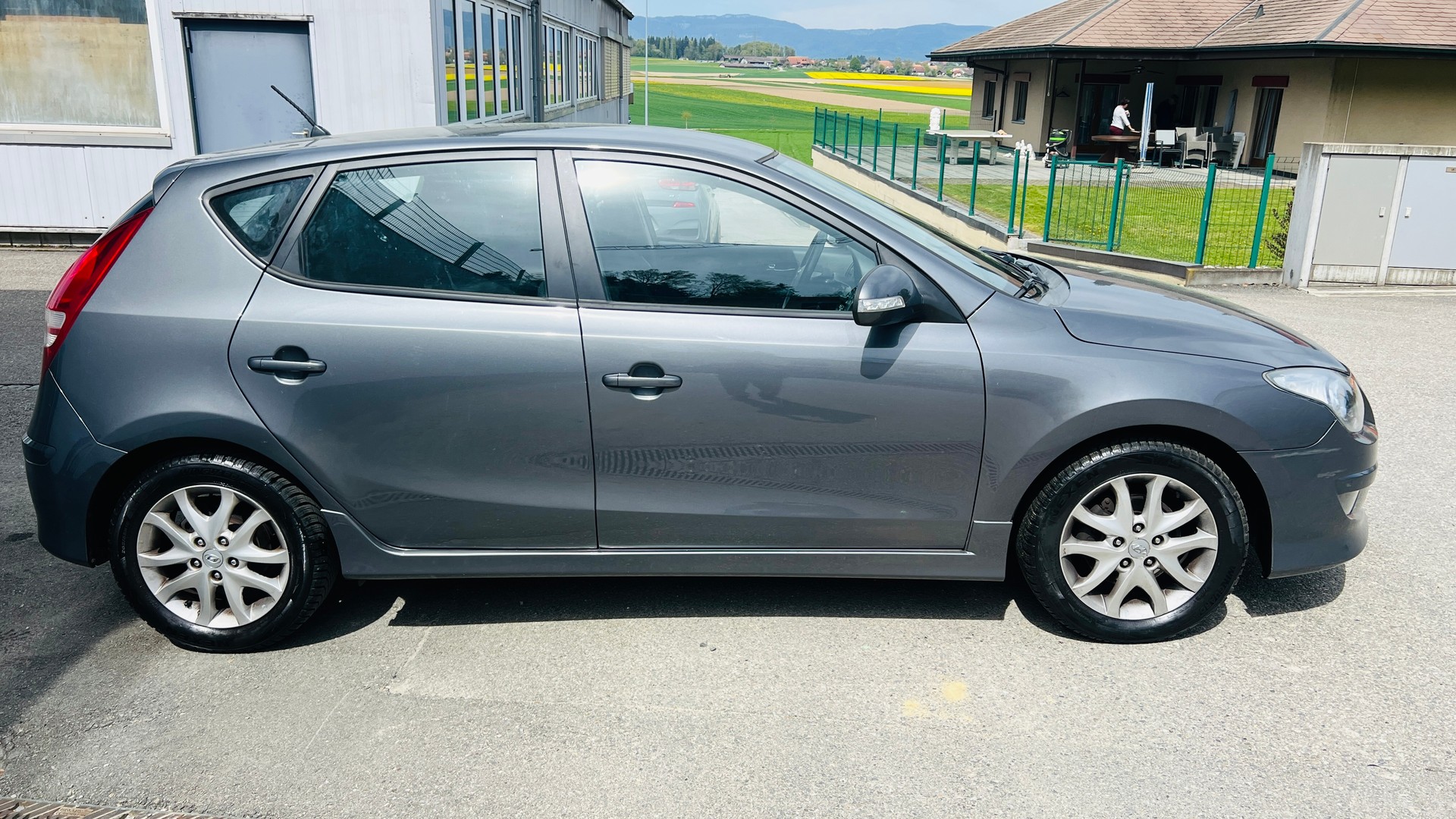 HYUNDAI i30 1.6 Style-image-4