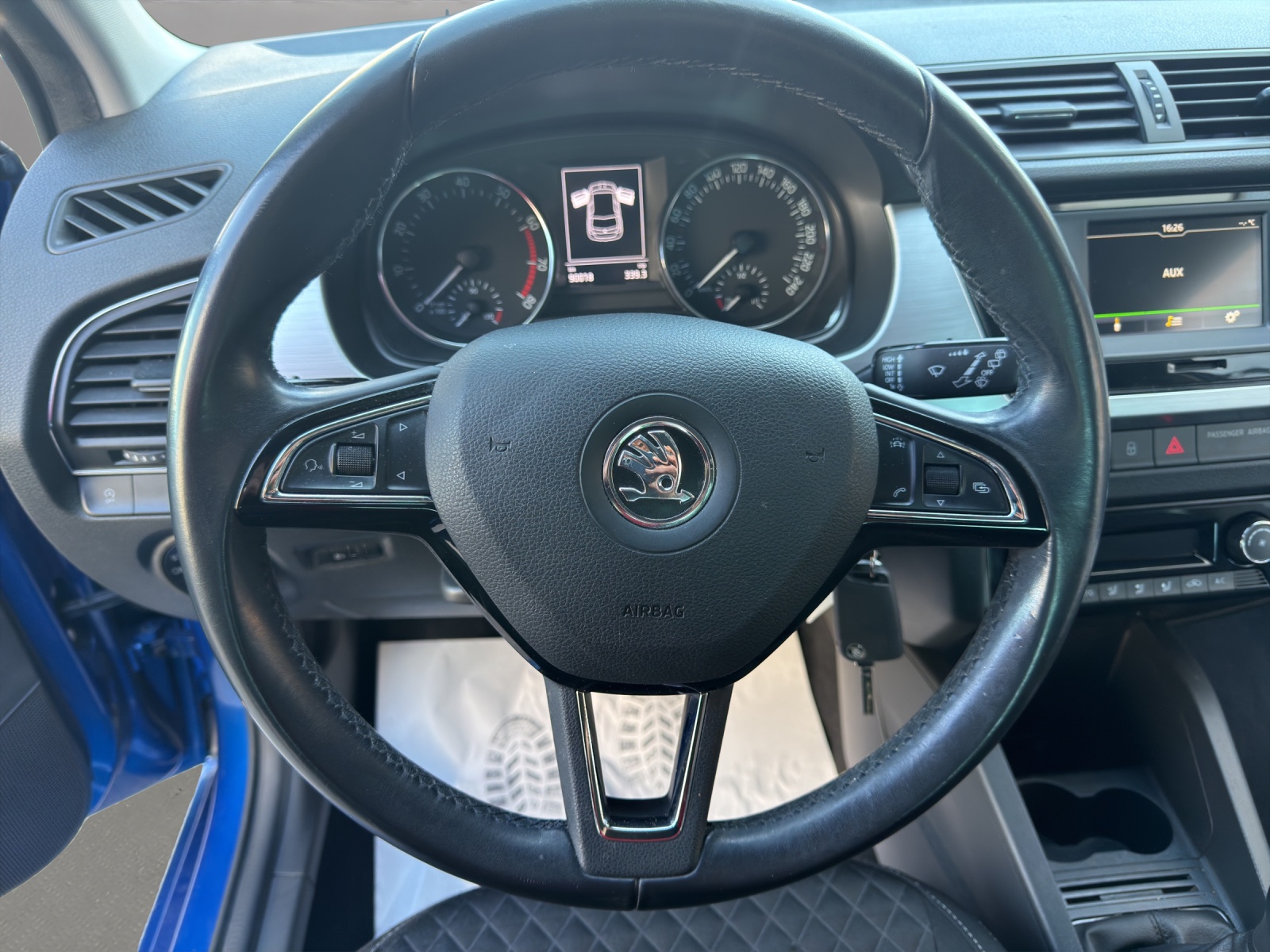 SKODA Fabia 1.2 TSI Style-image-9
