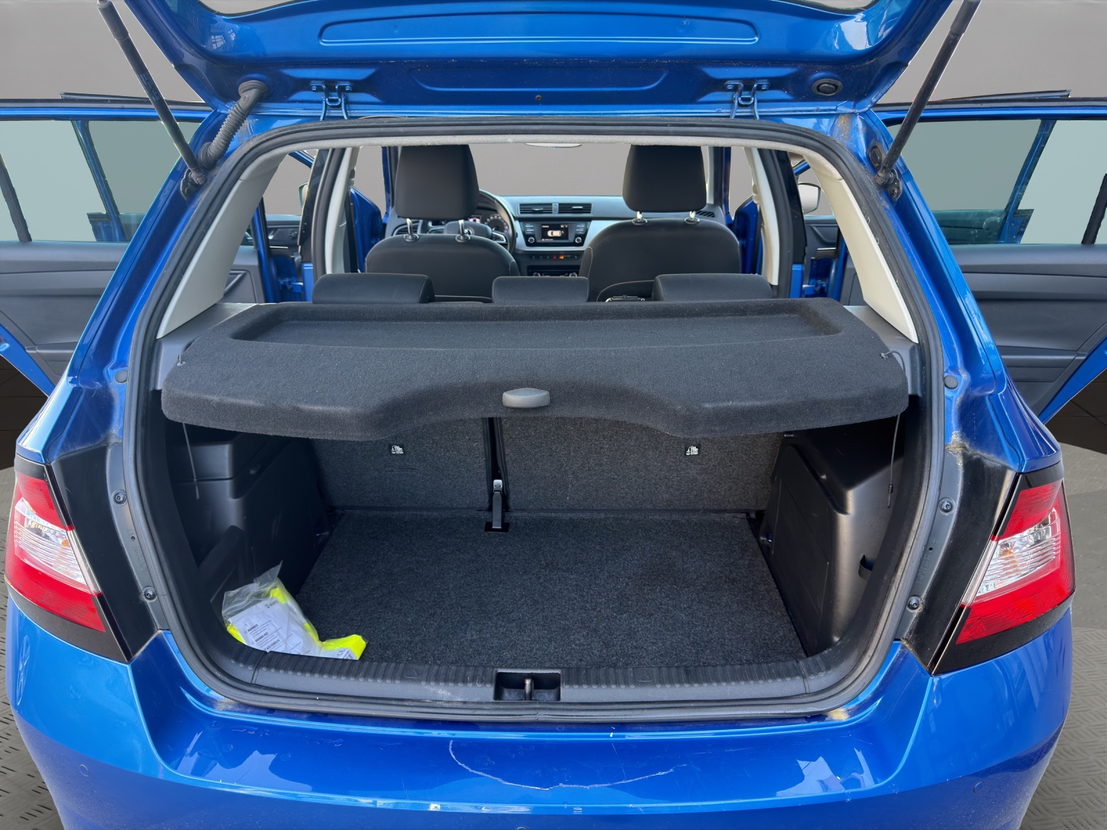 SKODA Fabia 1.2 TSI Style-image-18