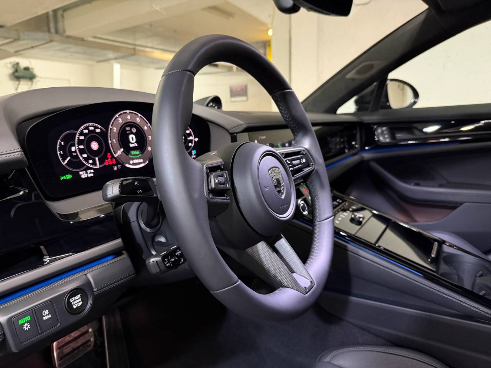 PORSCHE Panamera Turbo S E-Hybrid-image-13