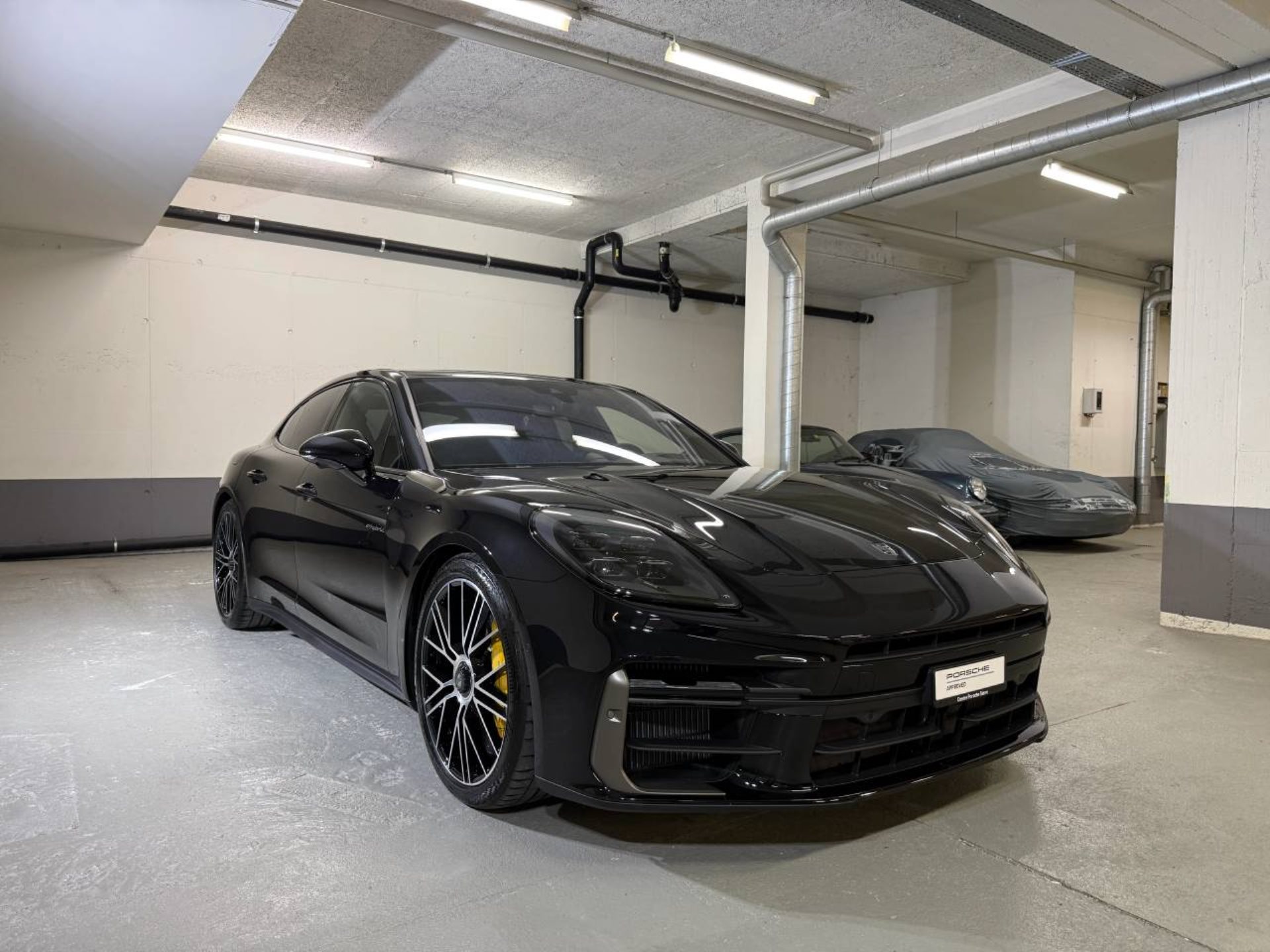 PORSCHE Panamera Turbo S E-Hybrid-image-7