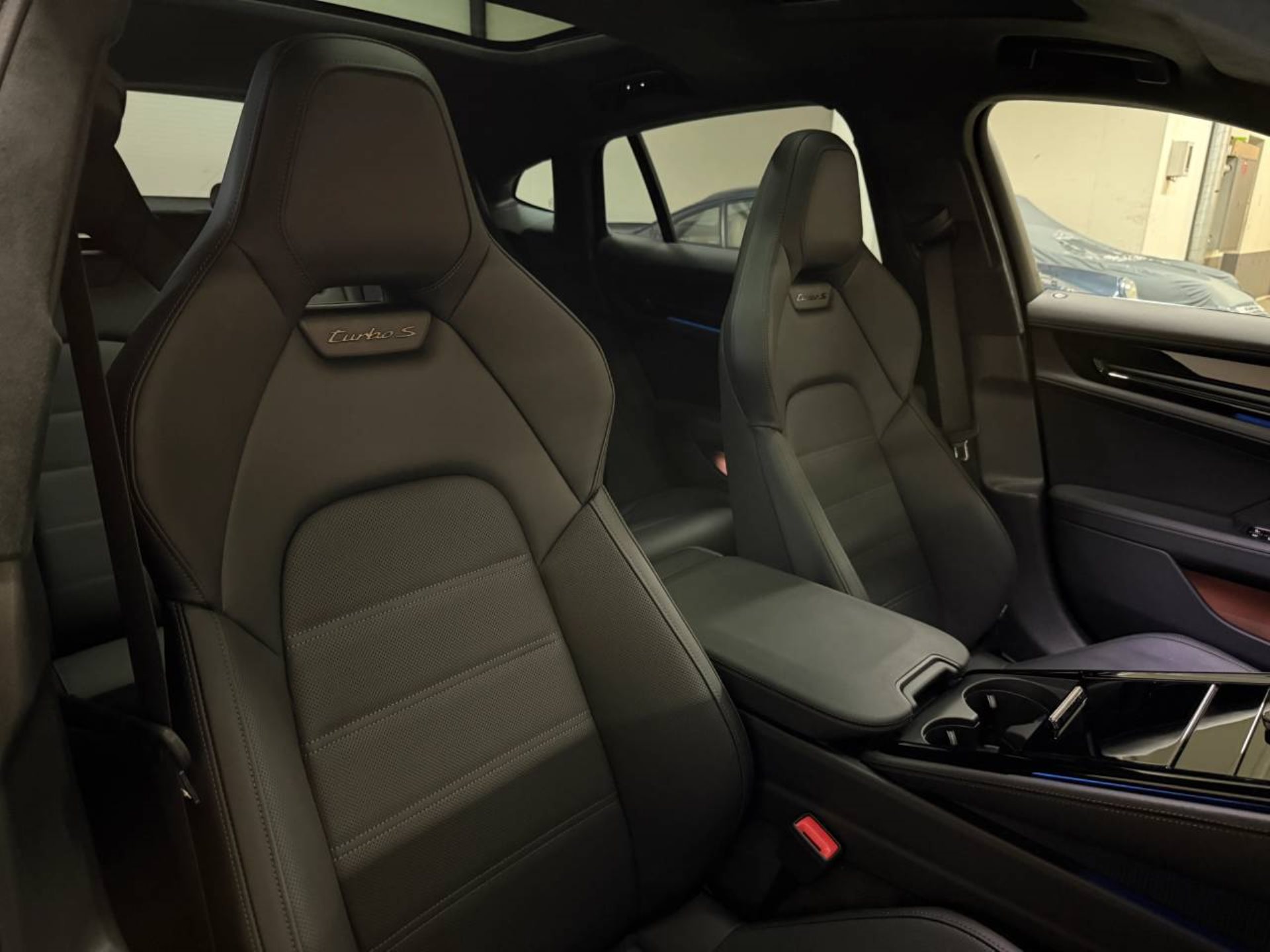 PORSCHE Panamera Turbo S E-Hybrid-image-23