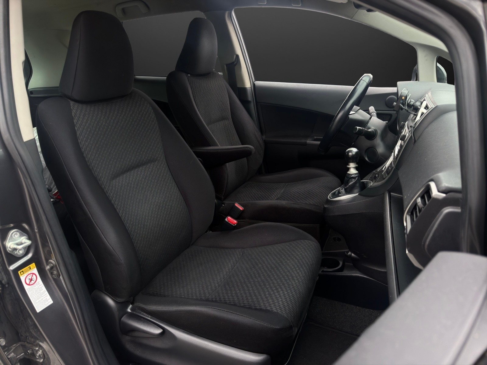 TOYOTA Verso-S 1.33 Linea Luna-image-8