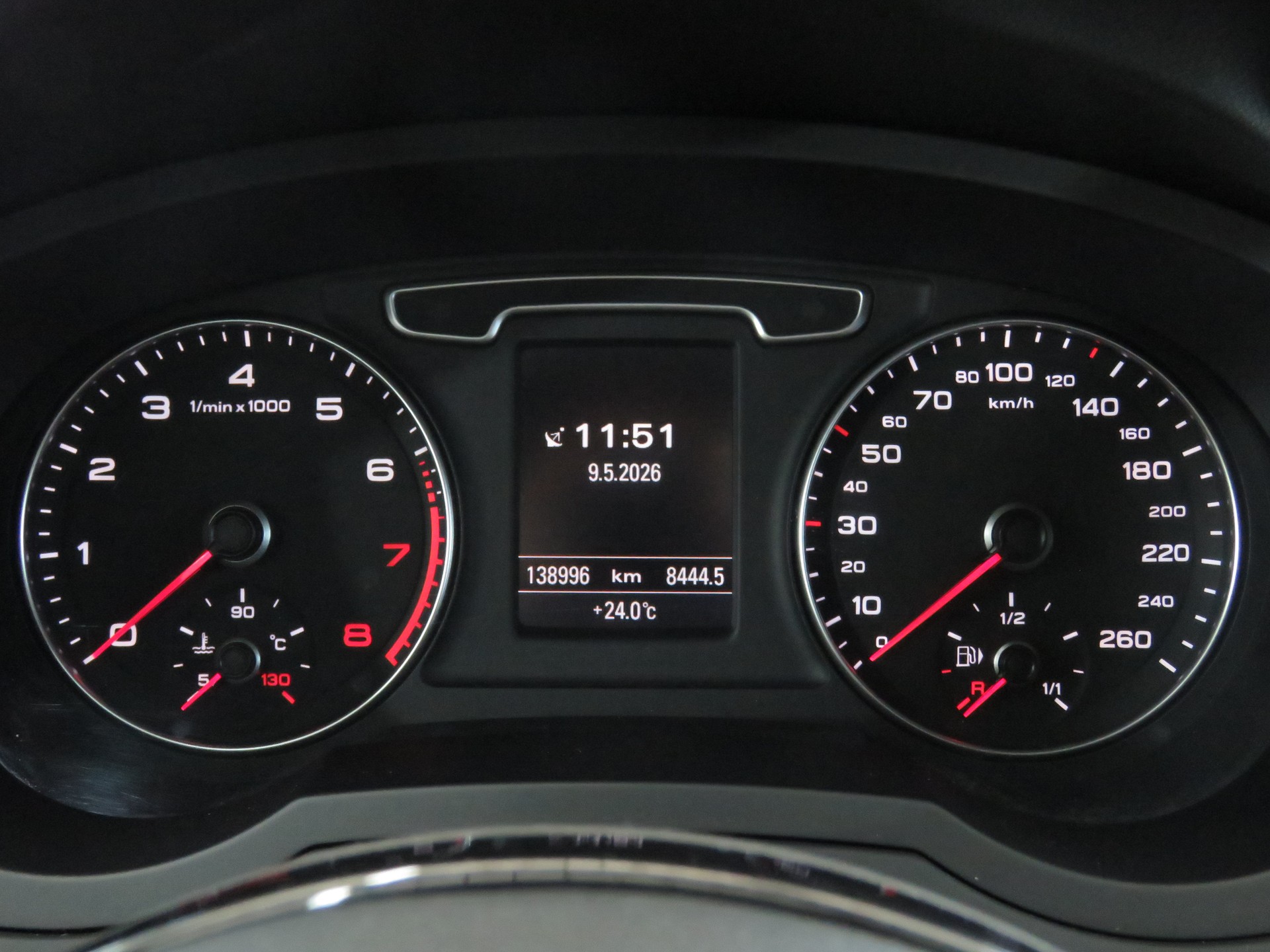 AUDI Q3 2.0 TFSI Quattro S-tronic (Automat)-image-19