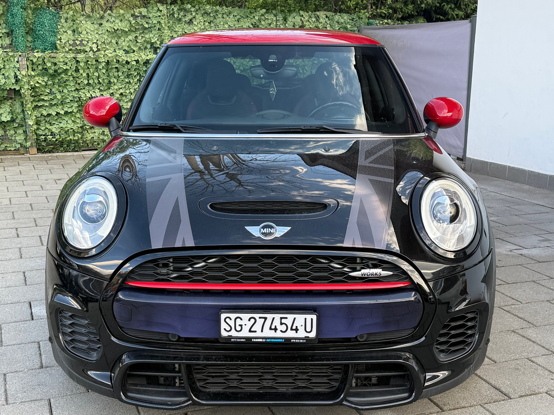 MINI Cooper John Cooper Works Steptronic-image-1
