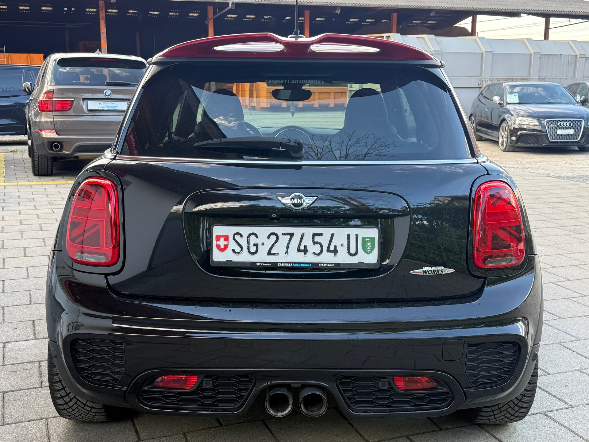 MINI Cooper John Cooper Works Steptronic-image-4