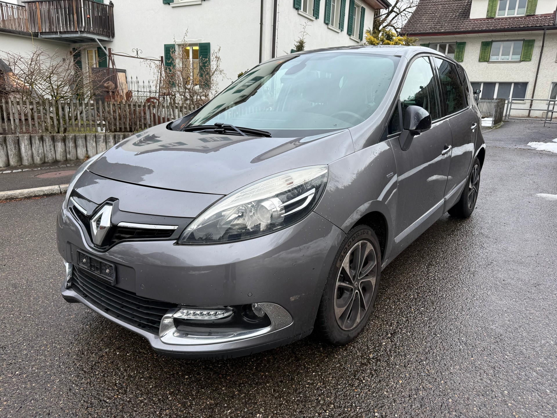 RENAULT Scénic 1.5 dCi Bose EDC Facelift-image-0