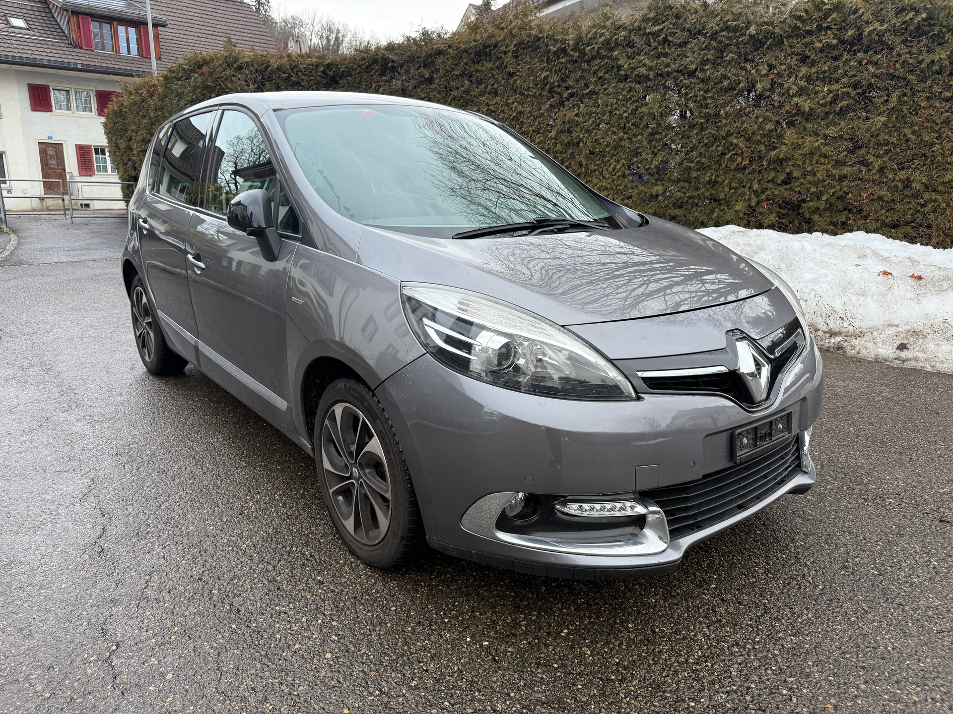 RENAULT Scénic 1.5 dCi Bose EDC Facelift-image-1