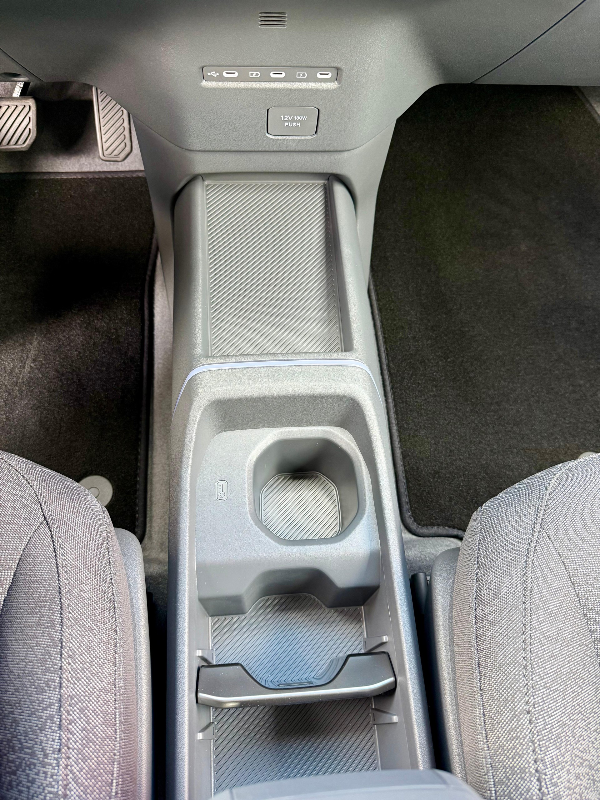 KIA EV2 42.2 kWh Air 4P-image-4