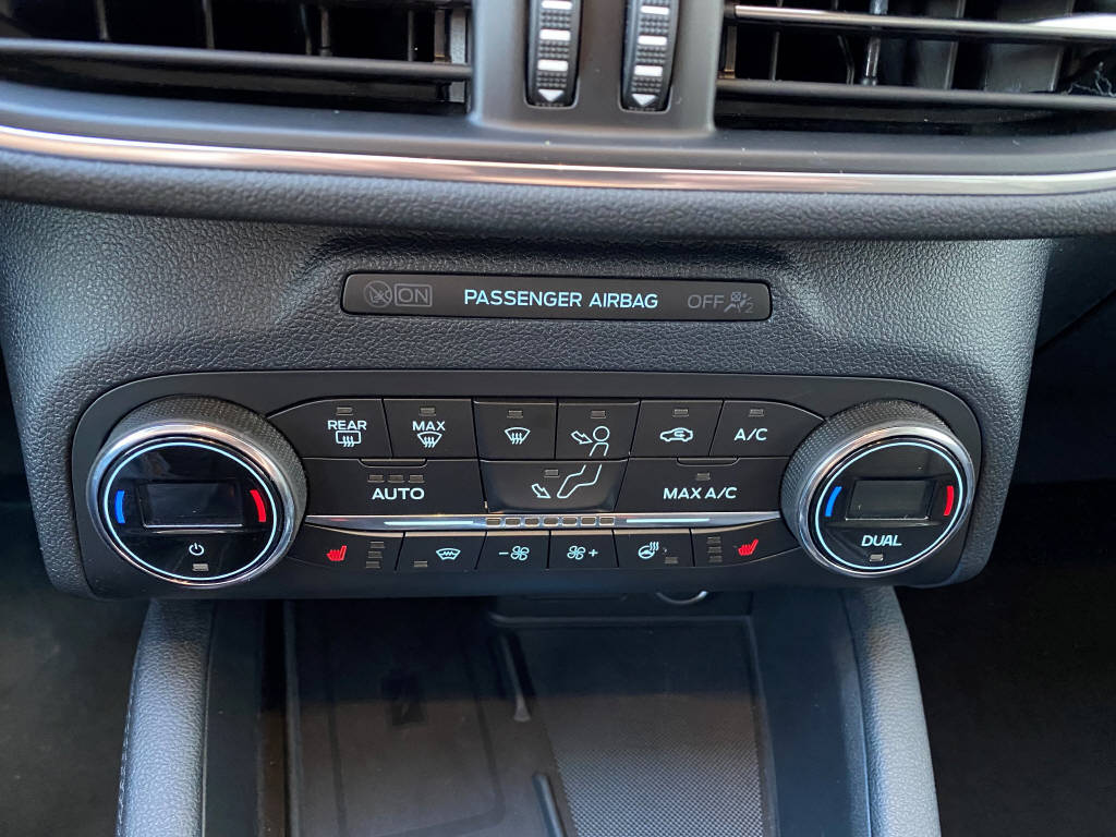 FORD Kuga 2.0 EcoBlue Hybrid Titanium X 2WD-image-8
