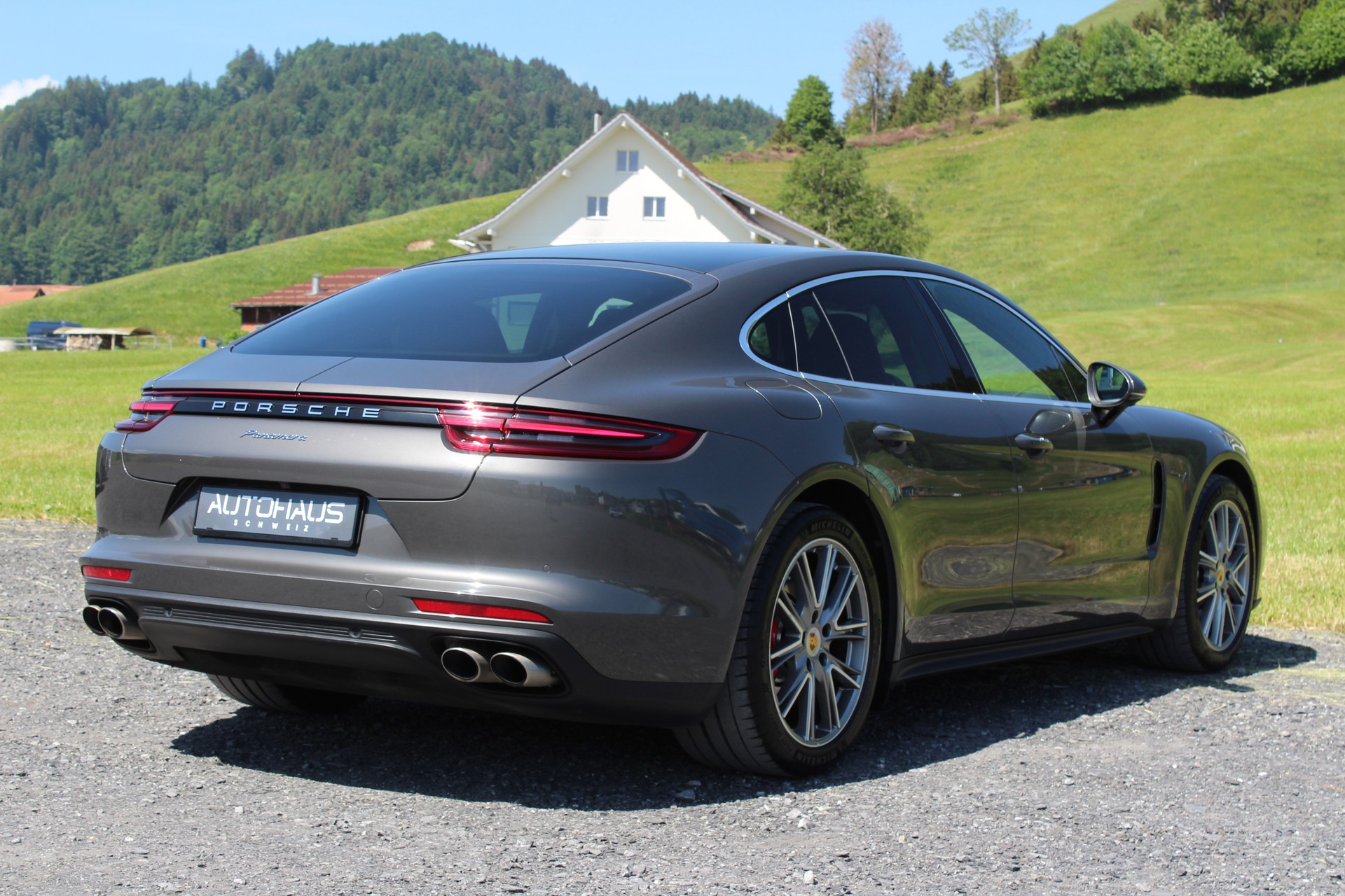 PORSCHE Panamera Turbo PDK-image-4