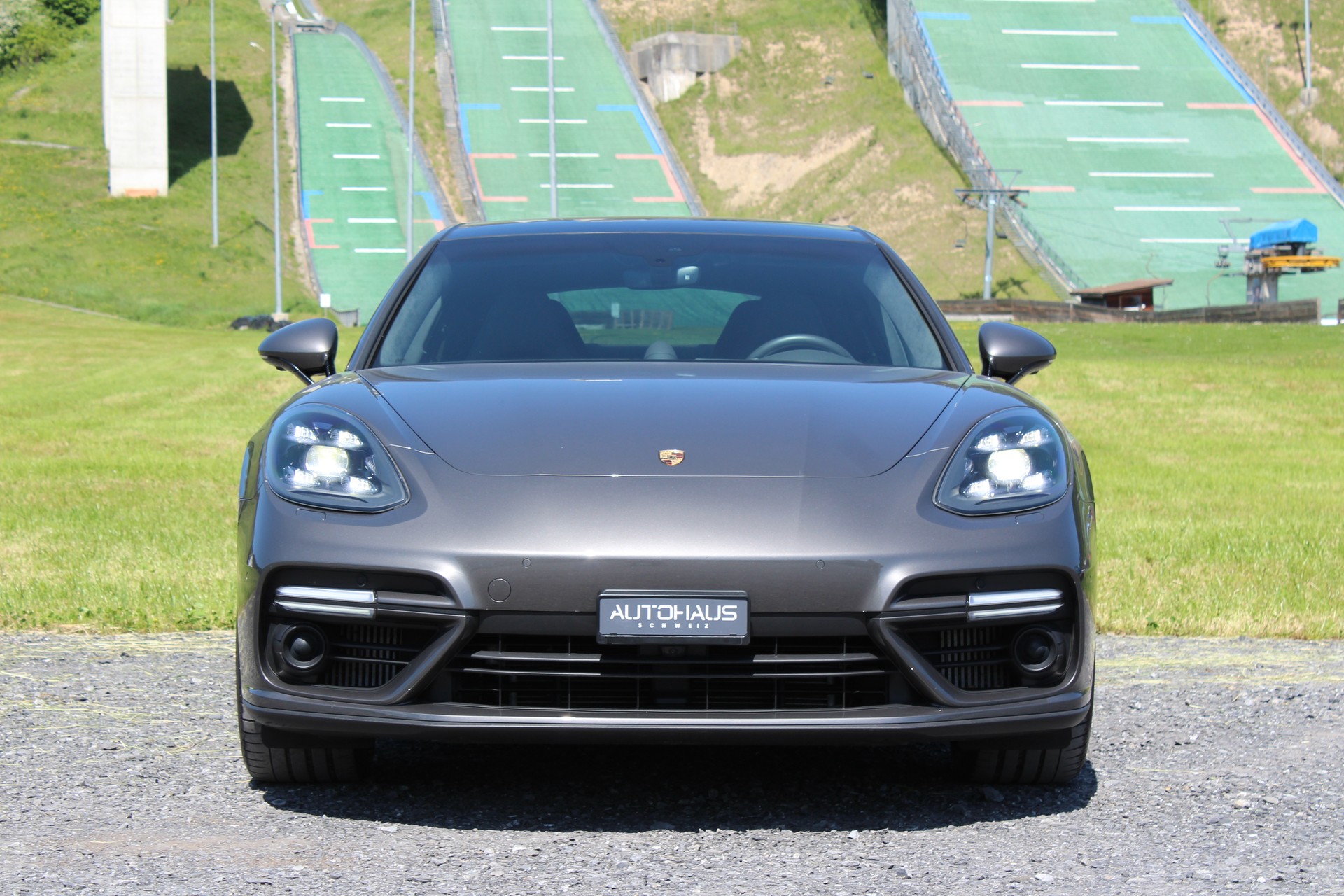 PORSCHE Panamera Turbo PDK-showroom-element-1