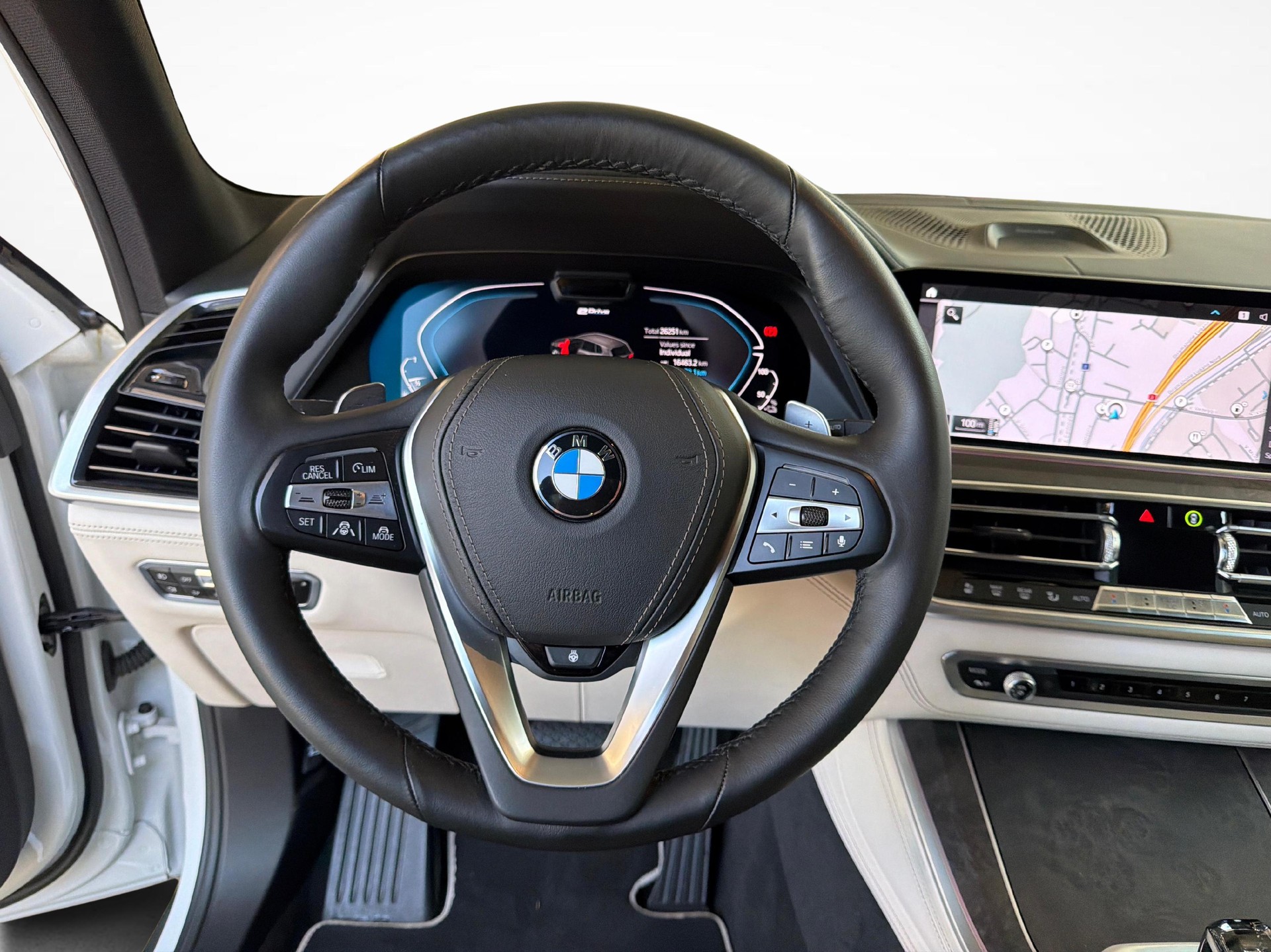 BMW X5 45e xDrive SAG-image-14