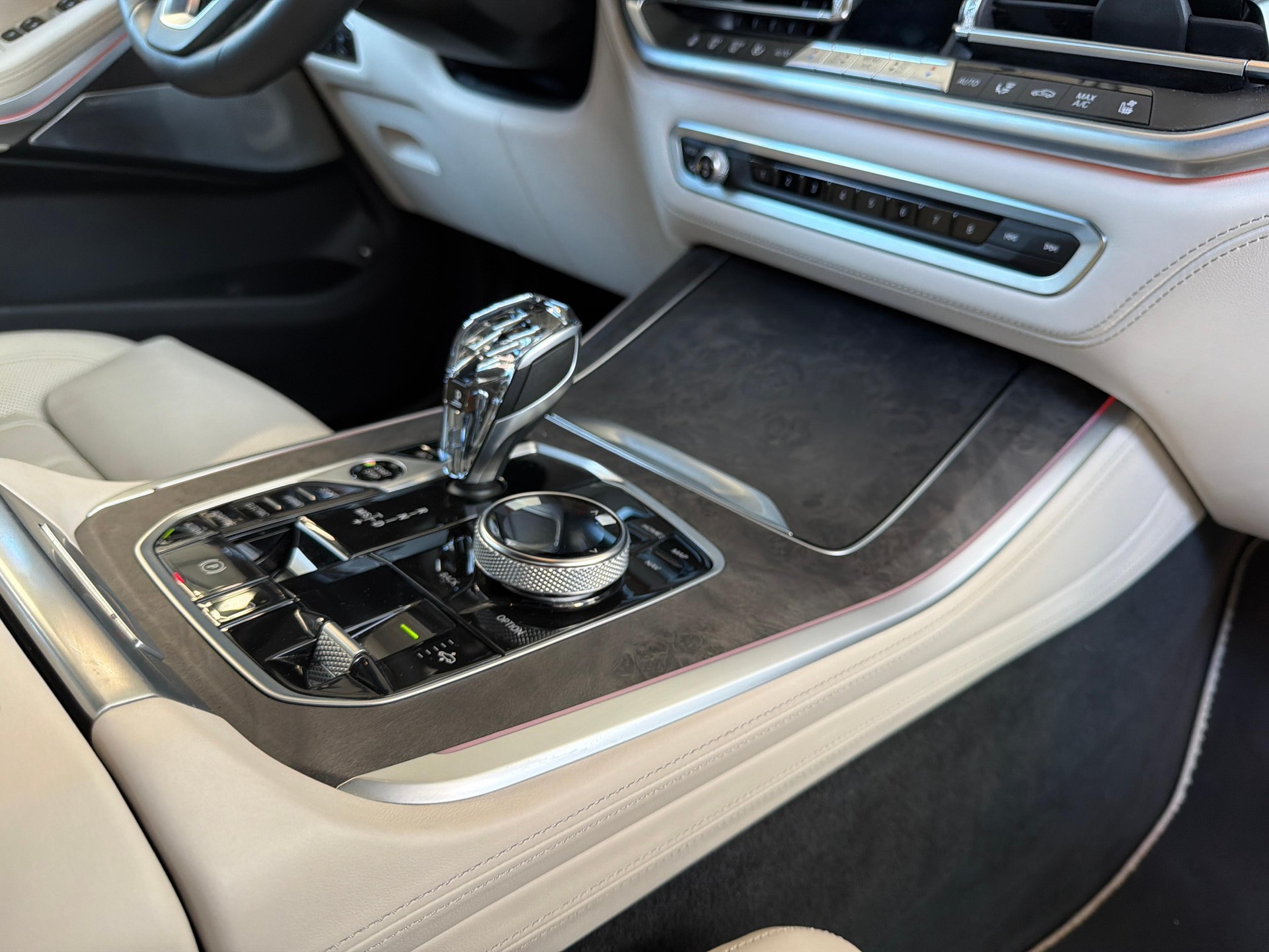 BMW X5 45e xDrive SAG-image-17