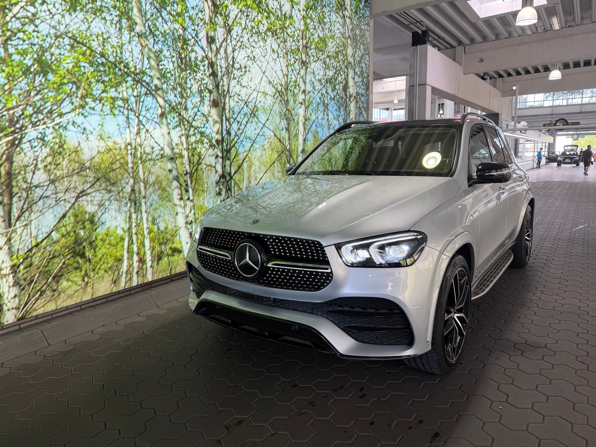 MERCEDES-BENZ GLE 350 d AMG Line 4matic-image-1