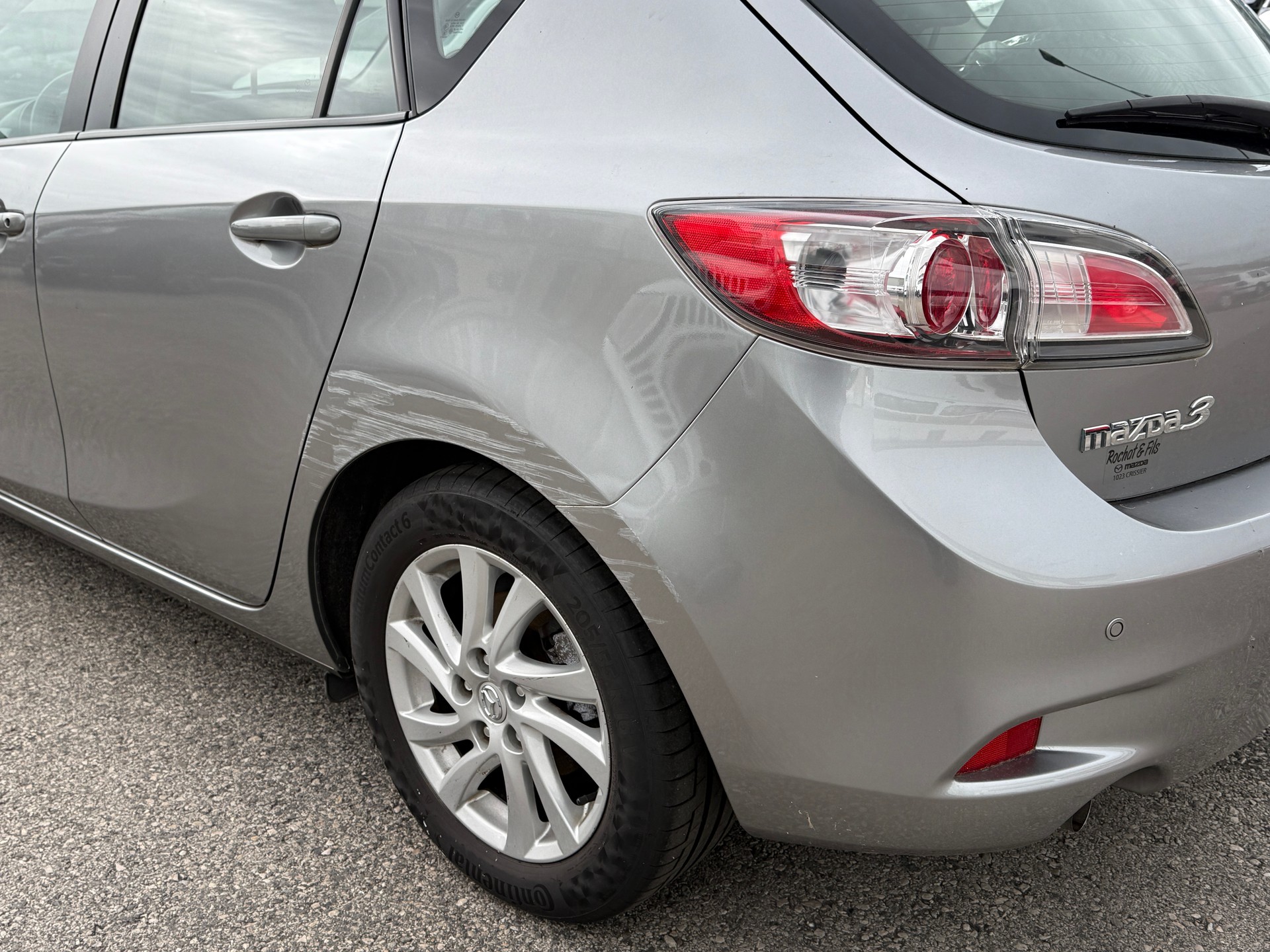 MAZDA 3 1.6 16V Exclusive - Possibilité d’une Nouvelle Expertise & Service + Garantie + Carrosserie Faite en Ordre pour 7‘900 CHF-image-12
